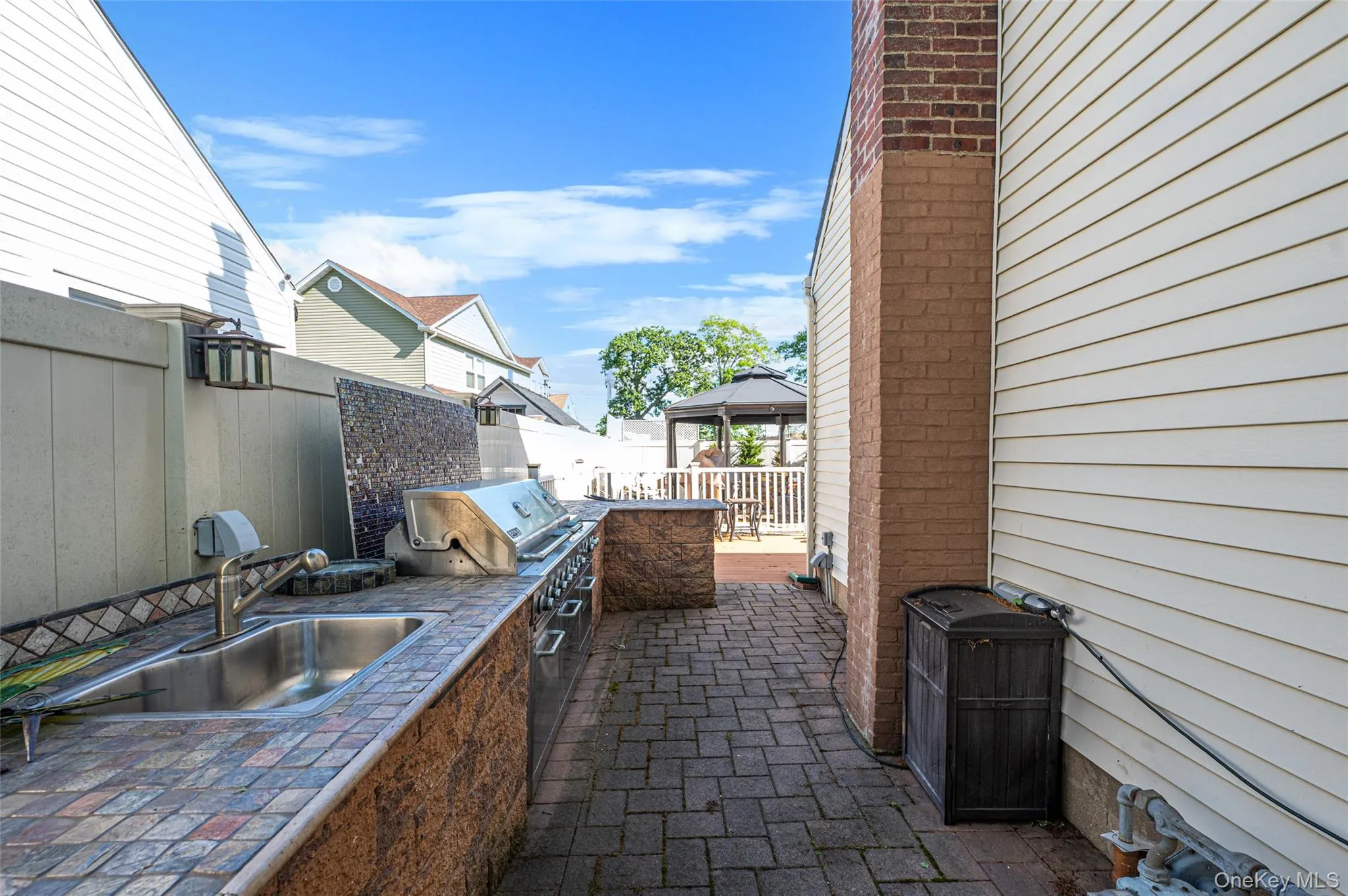 403 Brookside Court, Babylon, NY, 4 Bedrooms Bedrooms, 6 Rooms Rooms,1 BathroomBathrooms,Residential,For Rent,Brookside,0,1006615 403 Brookside Court, Babylon, NY, 4 Bedrooms Bedrooms, 6 Rooms Rooms,1 BathroomBathrooms,Residential,For Rent,Brookside,0,1006615