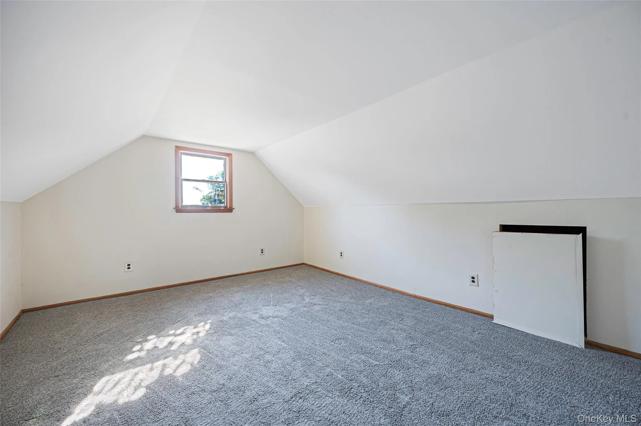 403 Brookside Court, Babylon, NY, 4 Bedrooms Bedrooms, 6 Rooms Rooms,1 BathroomBathrooms,Residential,For Rent,Brookside,0,1006615 403 Brookside Court, Babylon, NY, 4 Bedrooms Bedrooms, 6 Rooms Rooms,1 BathroomBathrooms,Residential,For Rent,Brookside,0,1006615