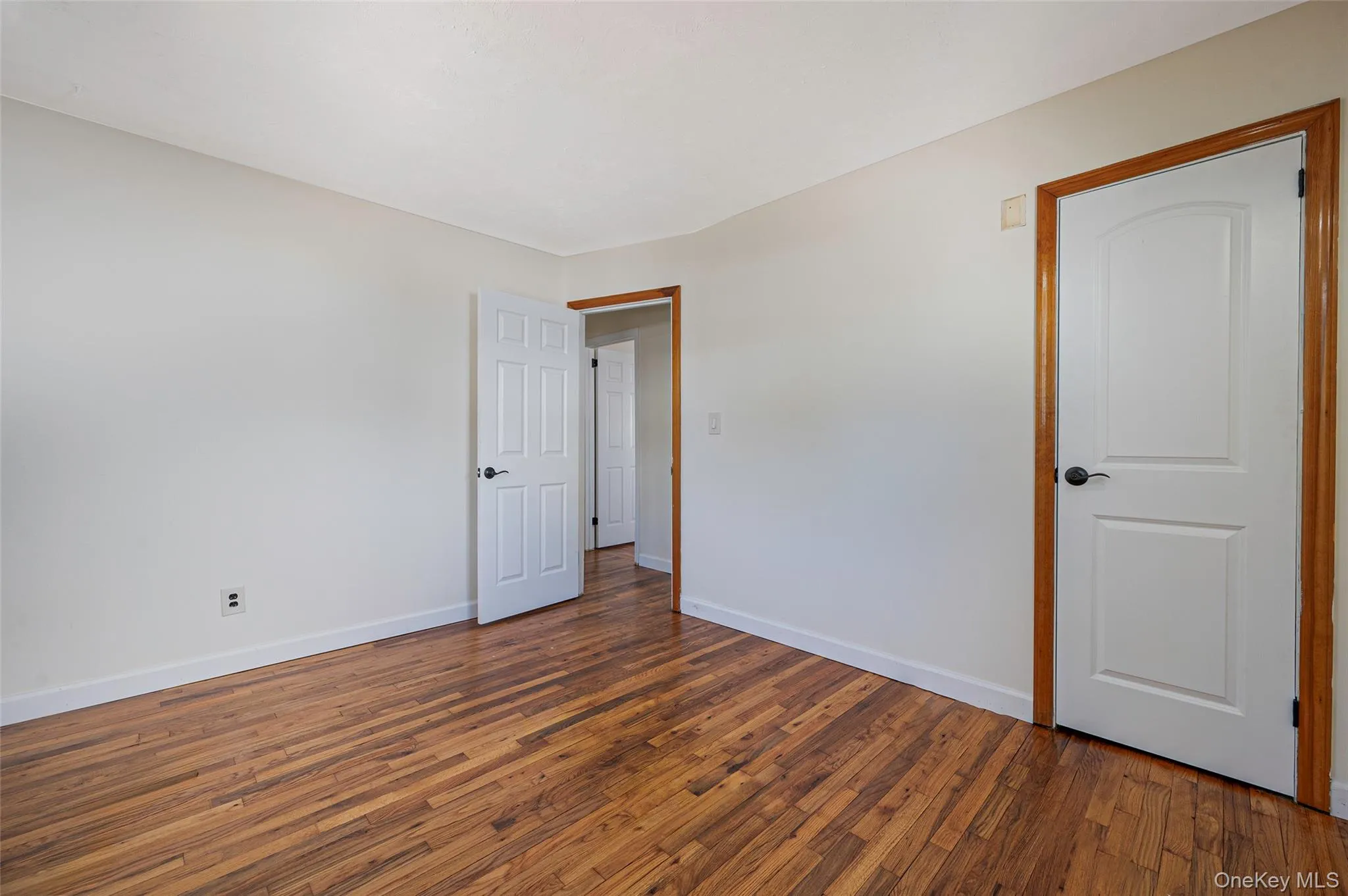 403 Brookside Court, Babylon, NY, 4 Bedrooms Bedrooms, 6 Rooms Rooms,1 BathroomBathrooms,Residential,For Rent,Brookside,0,1006615 403 Brookside Court, Babylon, NY, 4 Bedrooms Bedrooms, 6 Rooms Rooms,1 BathroomBathrooms,Residential,For Rent,Brookside,0,1006615