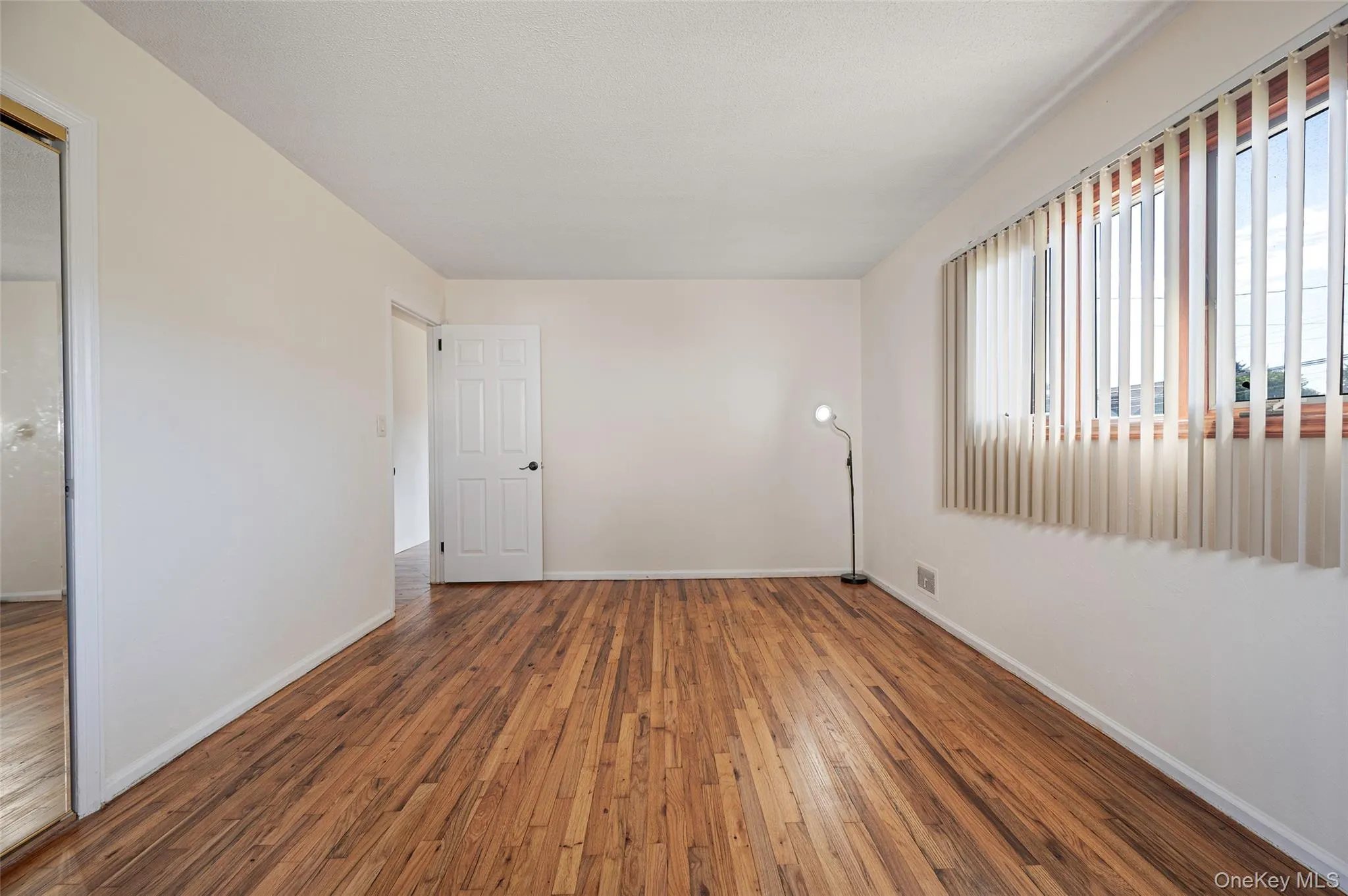 403 Brookside Court, Babylon, NY, 4 Bedrooms Bedrooms, 6 Rooms Rooms,1 BathroomBathrooms,Residential,For Rent,Brookside,0,1006615 403 Brookside Court, Babylon, NY, 4 Bedrooms Bedrooms, 6 Rooms Rooms,1 BathroomBathrooms,Residential,For Rent,Brookside,0,1006615