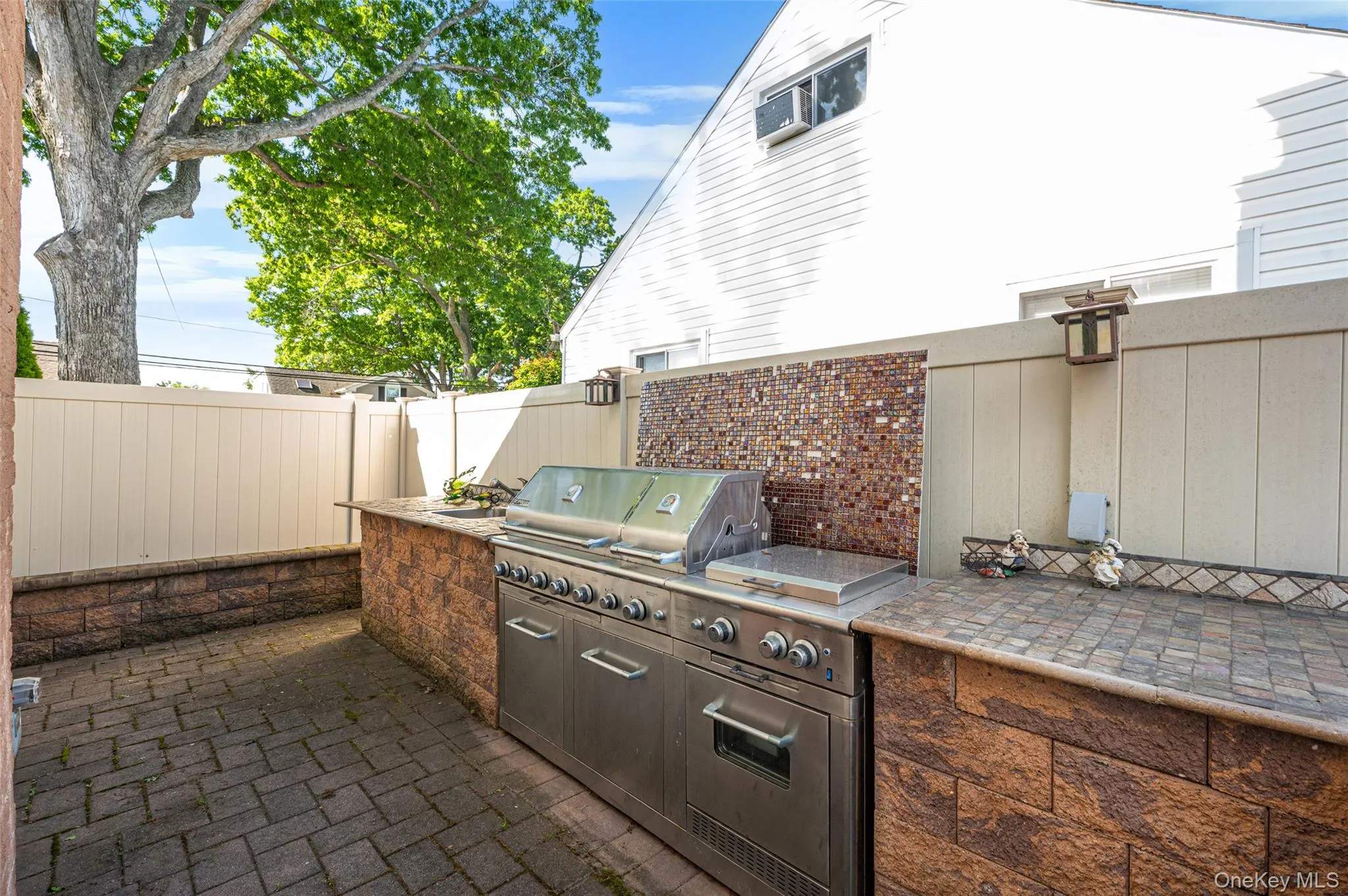 403 Brookside Court, Babylon, NY, 4 Bedrooms Bedrooms, 6 Rooms Rooms,1 BathroomBathrooms,Residential,For Rent,Brookside,0,1006615 403 Brookside Court, Babylon, NY, 4 Bedrooms Bedrooms, 6 Rooms Rooms,1 BathroomBathrooms,Residential,For Rent,Brookside,0,1006615
