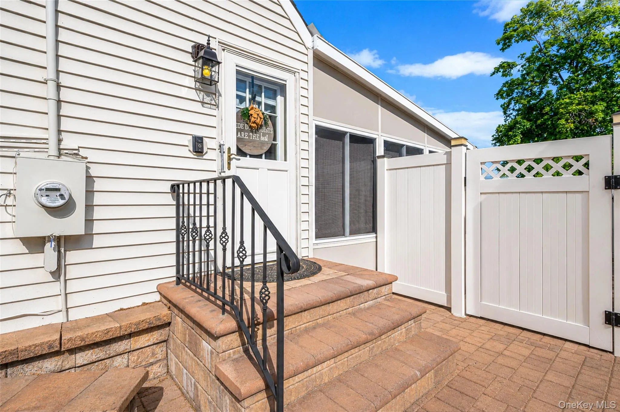 403 Brookside Court, Babylon, NY, 4 Bedrooms Bedrooms, 6 Rooms Rooms,1 BathroomBathrooms,Residential,For Rent,Brookside,0,1006615 403 Brookside Court, Babylon, NY, 4 Bedrooms Bedrooms, 6 Rooms Rooms,1 BathroomBathrooms,Residential,For Rent,Brookside,0,1006615