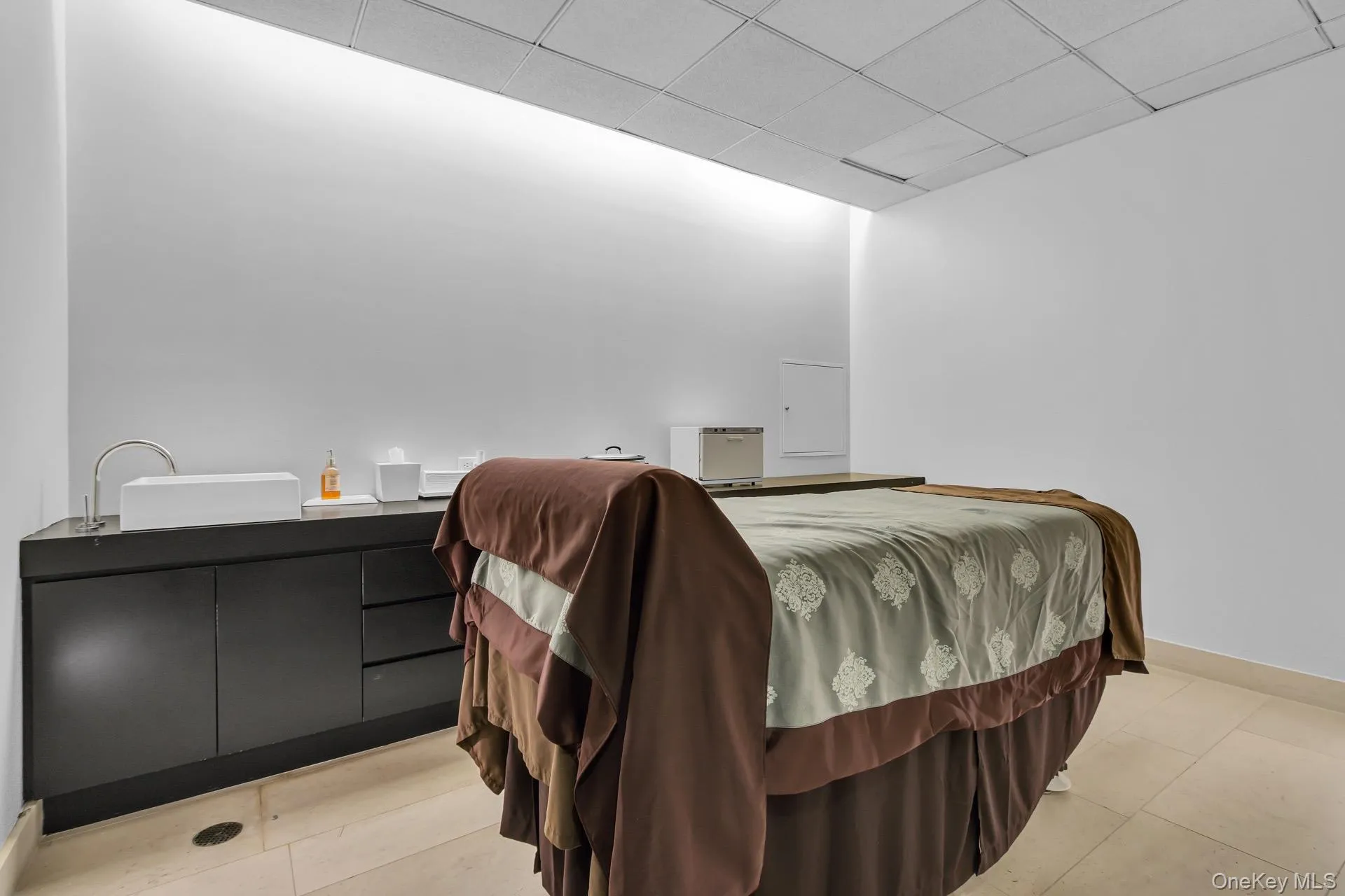 20 Pine Street, New York, NY, 2 Rooms Rooms,1 BathroomBathrooms,Residential Lease,For Rent,Pine,0,1006616 20 Pine Street, New York, NY, 2 Rooms Rooms,1 BathroomBathrooms,Residential Lease,For Rent,Pine,0,1006616