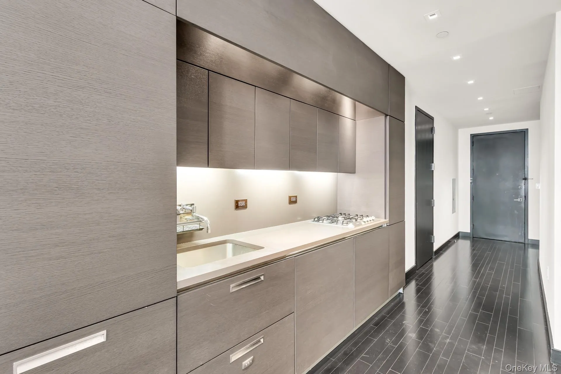 20 Pine Street, New York, NY, 2 Rooms Rooms,1 BathroomBathrooms,Residential Lease,For Rent,Pine,0,1006616 20 Pine Street, New York, NY, 2 Rooms Rooms,1 BathroomBathrooms,Residential Lease,For Rent,Pine,0,1006616