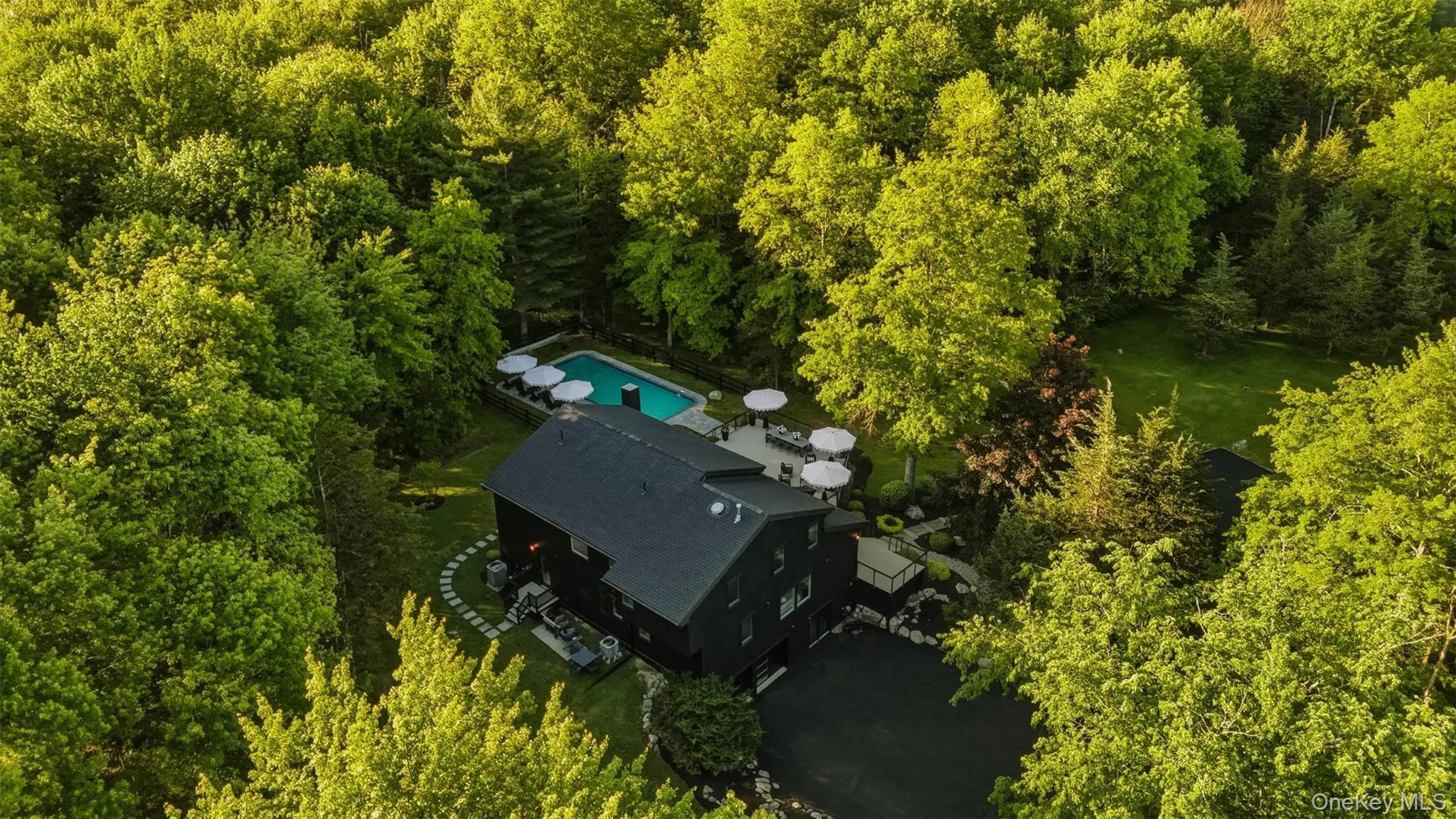 4 Moonstone Road, Gardiner, NY, 4 Bedrooms Bedrooms, 13 Rooms Rooms,3 BathroomsBathrooms,Residential,For Rent,Moonstone,0,1006618 4 Moonstone Road, Gardiner, NY, 4 Bedrooms Bedrooms, 13 Rooms Rooms,3 BathroomsBathrooms,Residential,For Rent,Moonstone,0,1006618