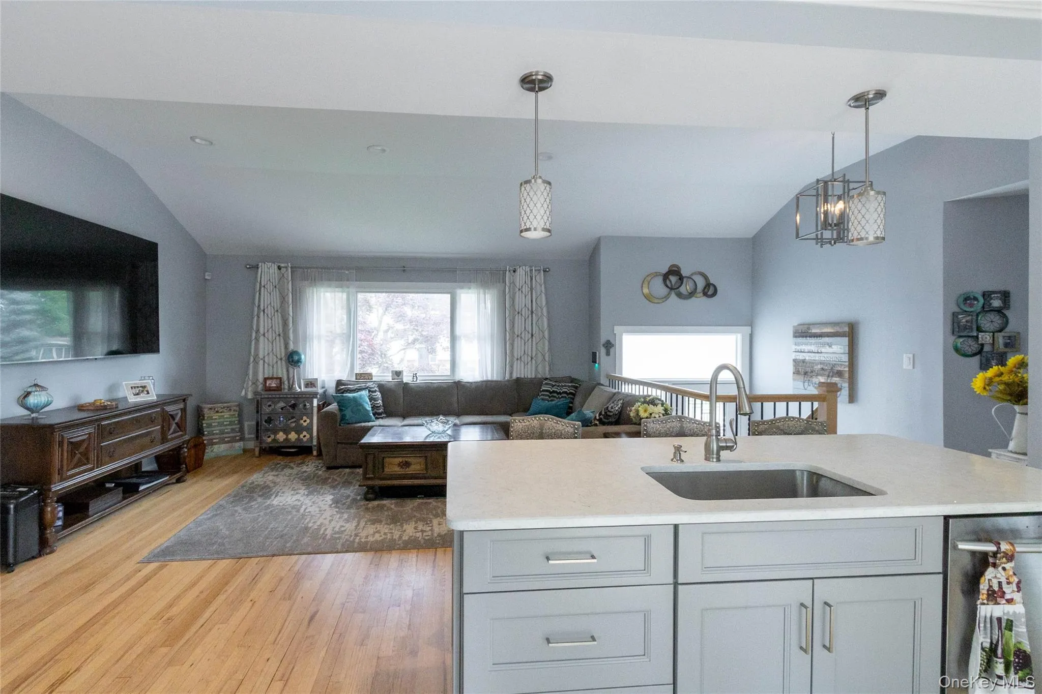 395 Saldane Avenue, Babylon, NY, 4 Bedrooms Bedrooms, 9 Rooms Rooms,2 BathroomsBathrooms,Residential,For Rent,Saldane,0,1006626 395 Saldane Avenue, Babylon, NY, 4 Bedrooms Bedrooms, 9 Rooms Rooms,2 BathroomsBathrooms,Residential,For Rent,Saldane,0,1006626