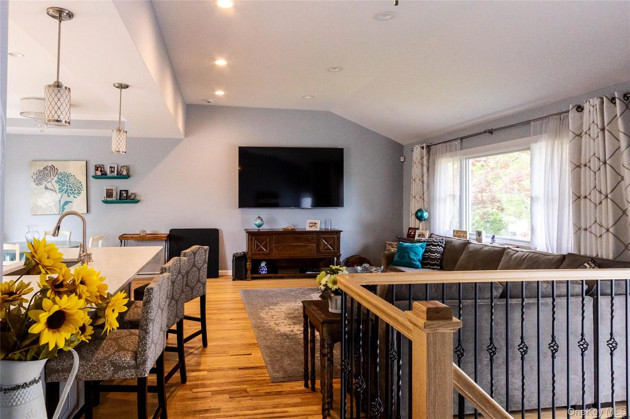 395 Saldane Avenue, Babylon, NY, 4 Bedrooms Bedrooms, 9 Rooms Rooms,2 BathroomsBathrooms,Residential,For Rent,Saldane,0,1006626 395 Saldane Avenue, Babylon, NY, 4 Bedrooms Bedrooms, 9 Rooms Rooms,2 BathroomsBathrooms,Residential,For Rent,Saldane,0,1006626