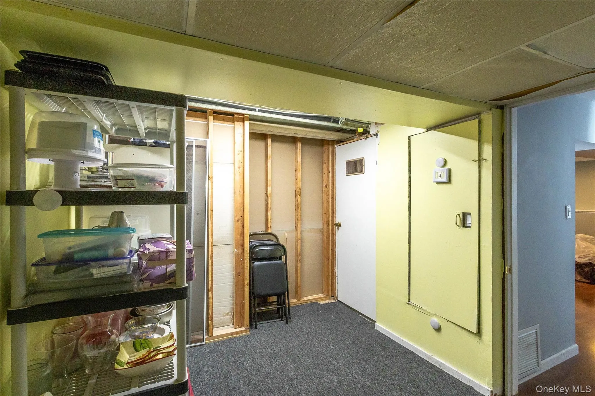 395 Saldane Avenue, Babylon, NY, 4 Bedrooms Bedrooms, 9 Rooms Rooms,2 BathroomsBathrooms,Residential,For Rent,Saldane,0,1006626 395 Saldane Avenue, Babylon, NY, 4 Bedrooms Bedrooms, 9 Rooms Rooms,2 BathroomsBathrooms,Residential,For Rent,Saldane,0,1006626