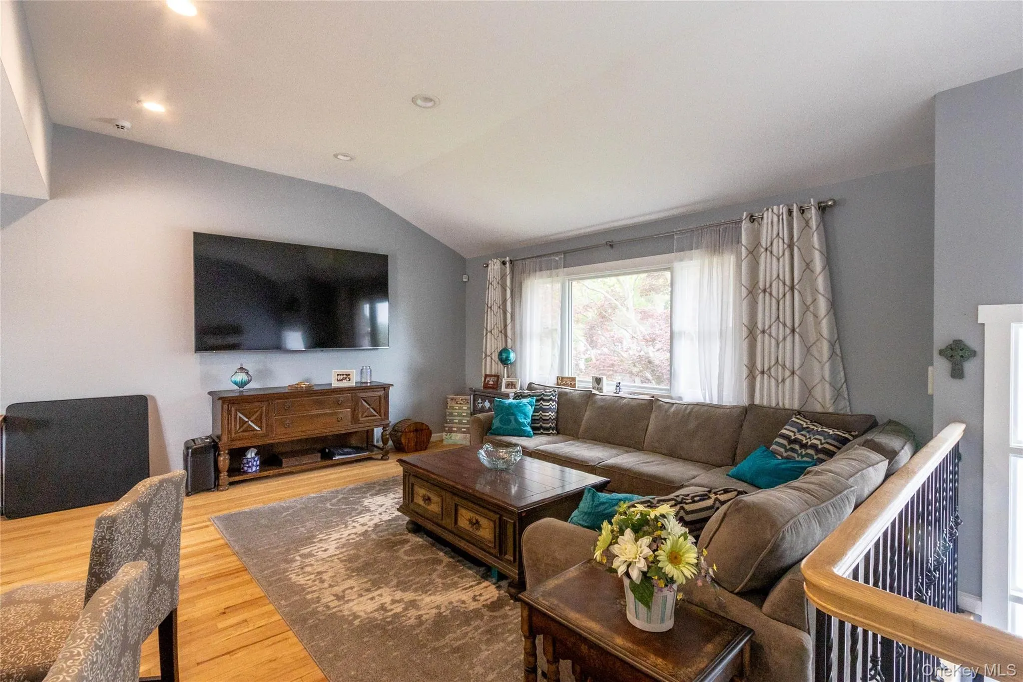 395 Saldane Avenue, Babylon, NY, 4 Bedrooms Bedrooms, 9 Rooms Rooms,2 BathroomsBathrooms,Residential,For Rent,Saldane,0,1006626 395 Saldane Avenue, Babylon, NY, 4 Bedrooms Bedrooms, 9 Rooms Rooms,2 BathroomsBathrooms,Residential,For Rent,Saldane,0,1006626