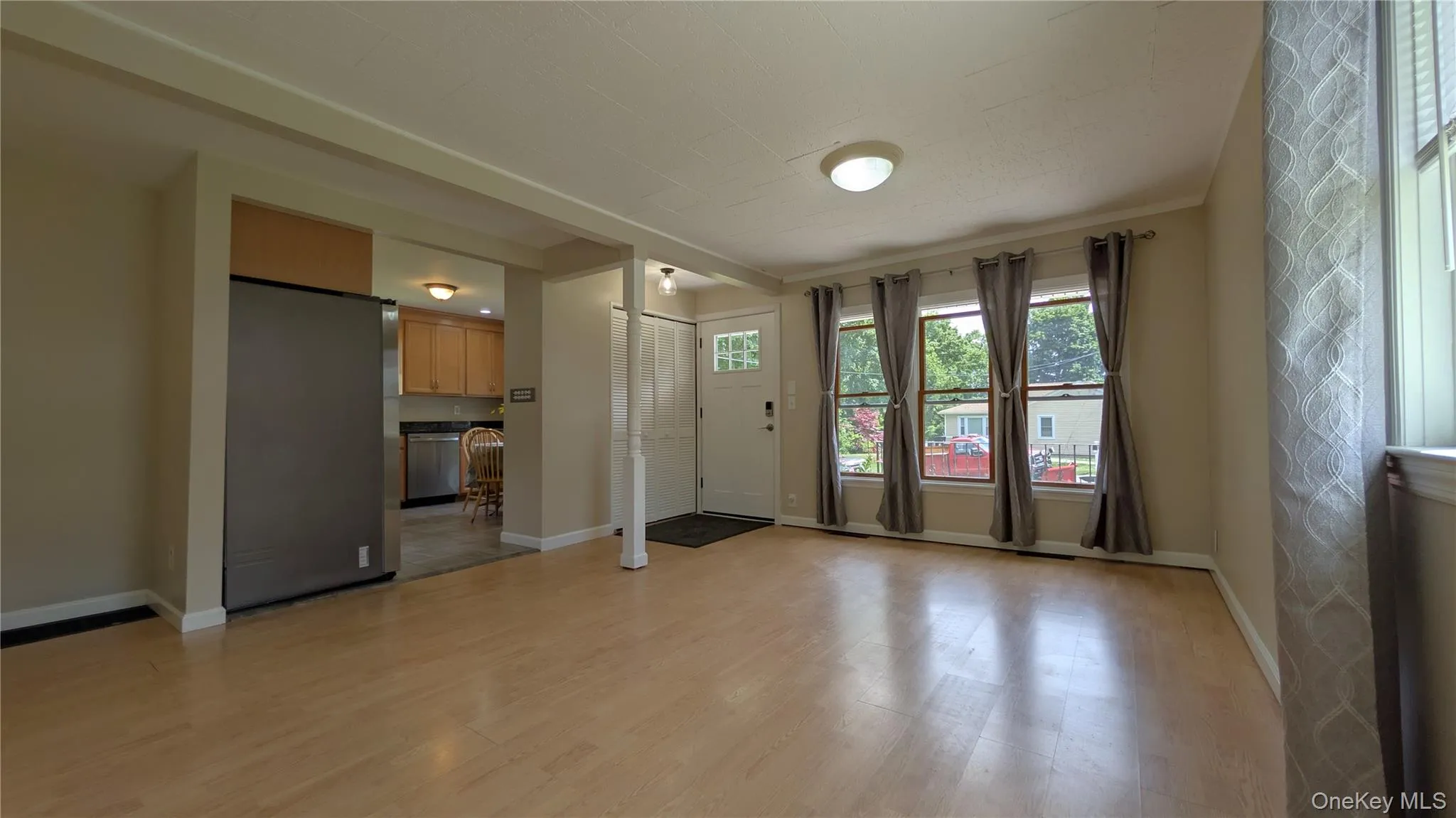 26 Roslyn Road, Kent, NY, 2 Bedrooms Bedrooms, 5 Rooms Rooms,1 BathroomBathrooms,Residential,For Rent,Roslyn,0,1006627 26 Roslyn Road, Kent, NY, 2 Bedrooms Bedrooms, 5 Rooms Rooms,1 BathroomBathrooms,Residential,For Rent,Roslyn,0,1006627