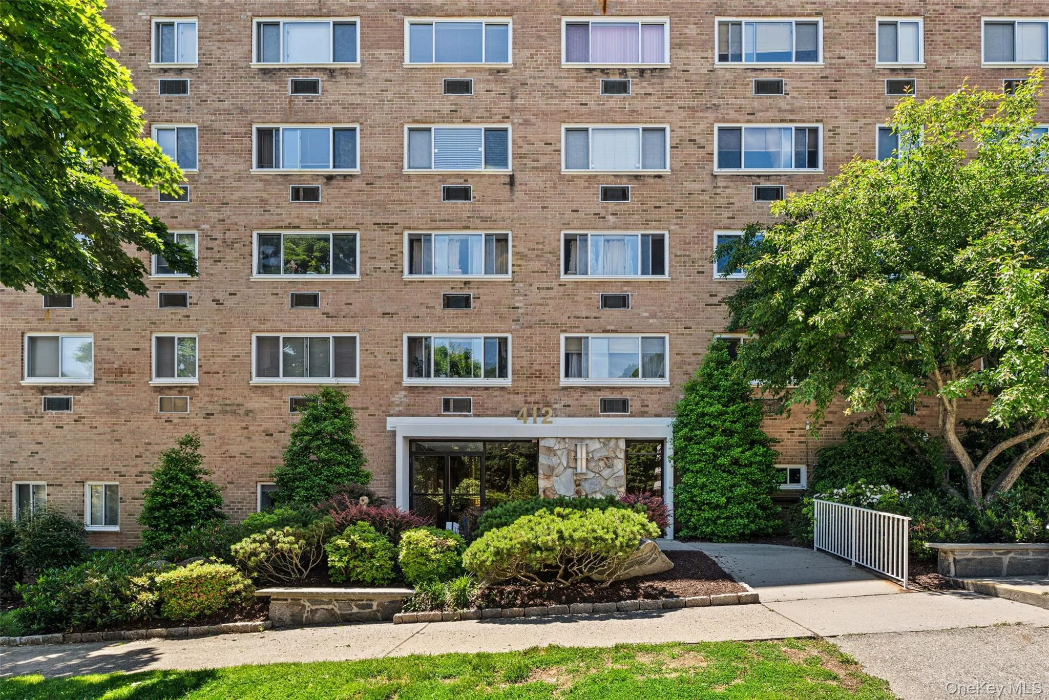 412 Benedict Avenue, Greenburgh, NY, 2 Bedrooms Bedrooms, 5 Rooms Rooms,2 BathroomsBathrooms,Residential,For Rent,Benedict,0,1006630 412 Benedict Avenue, Greenburgh, NY, 2 Bedrooms Bedrooms, 5 Rooms Rooms,2 BathroomsBathrooms,Residential,For Rent,Benedict,0,1006630