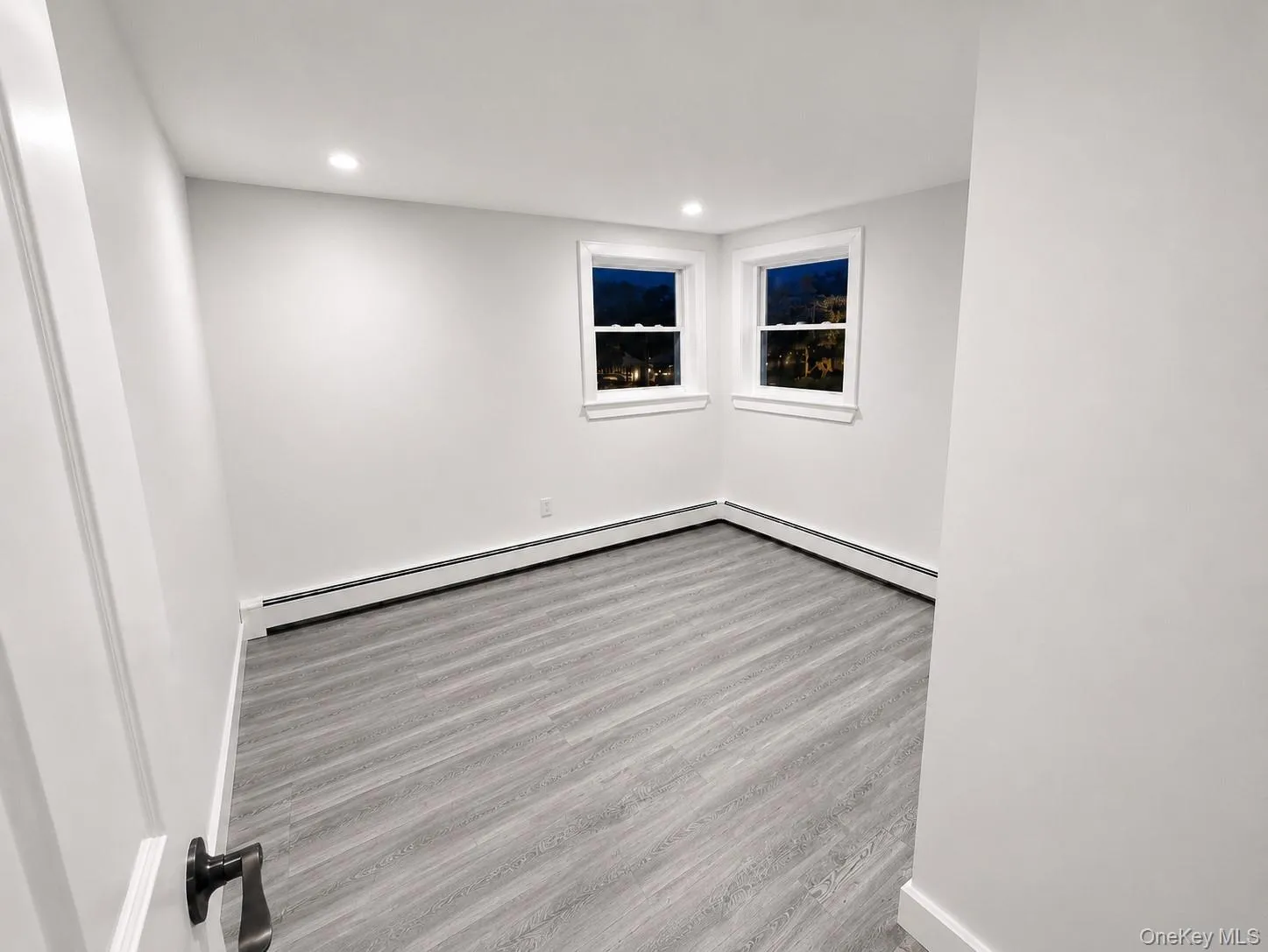 18 Merrick Road, Brookhaven, NY, 3 Bedrooms Bedrooms, 6 Rooms Rooms,1 BathroomBathrooms,Residential,For Rent,Merrick,0,1006632 18 Merrick Road, Brookhaven, NY, 3 Bedrooms Bedrooms, 6 Rooms Rooms,1 BathroomBathrooms,Residential,For Rent,Merrick,0,1006632