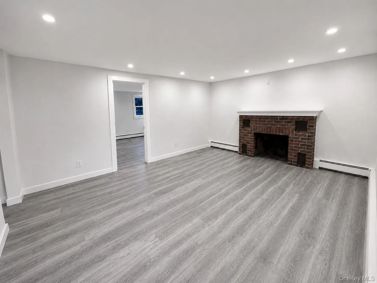 18 Merrick Road, Brookhaven, NY, 3 Bedrooms Bedrooms, 6 Rooms Rooms,1 BathroomBathrooms,Residential,For Rent,Merrick,0,1006632 18 Merrick Road, Brookhaven, NY, 3 Bedrooms Bedrooms, 6 Rooms Rooms,1 BathroomBathrooms,Residential,For Rent,Merrick,0,1006632