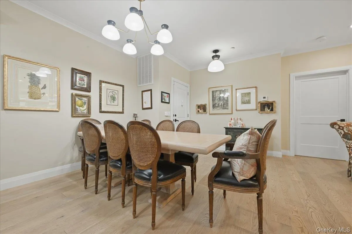 15103 Aspenwood Drive, Oyster Bay, NY, 2 Bedrooms Bedrooms, 5 Rooms Rooms,2 BathroomsBathrooms,Residential,For Rent,Aspenwood,0,1006637 15103 Aspenwood Drive, Oyster Bay, NY, 2 Bedrooms Bedrooms, 5 Rooms Rooms,2 BathroomsBathrooms,Residential,For Rent,Aspenwood,0,1006637