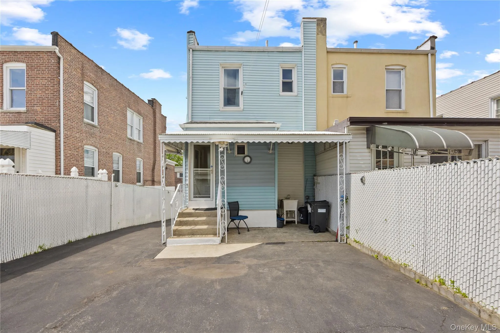 1034 Revere Avenue, New York, NY, 3 Bedrooms Bedrooms, 6 Rooms Rooms,1 BathroomBathrooms,Residential,For Rent,Revere,0,1006640 1034 Revere Avenue, New York, NY, 3 Bedrooms Bedrooms, 6 Rooms Rooms,1 BathroomBathrooms,Residential,For Rent,Revere,0,1006640
