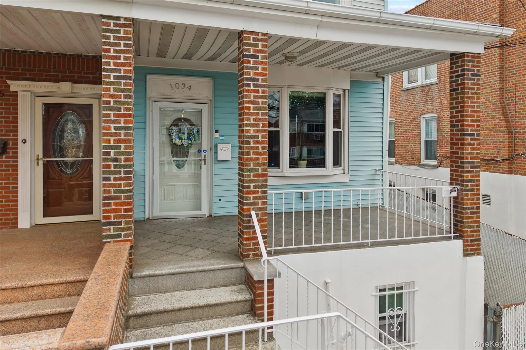 1034 Revere Avenue, New York, NY, 3 Bedrooms Bedrooms, 6 Rooms Rooms,1 BathroomBathrooms,Residential,For Rent,Revere,0,1006640 1034 Revere Avenue, New York, NY, 3 Bedrooms Bedrooms, 6 Rooms Rooms,1 BathroomBathrooms,Residential,For Rent,Revere,0,1006640