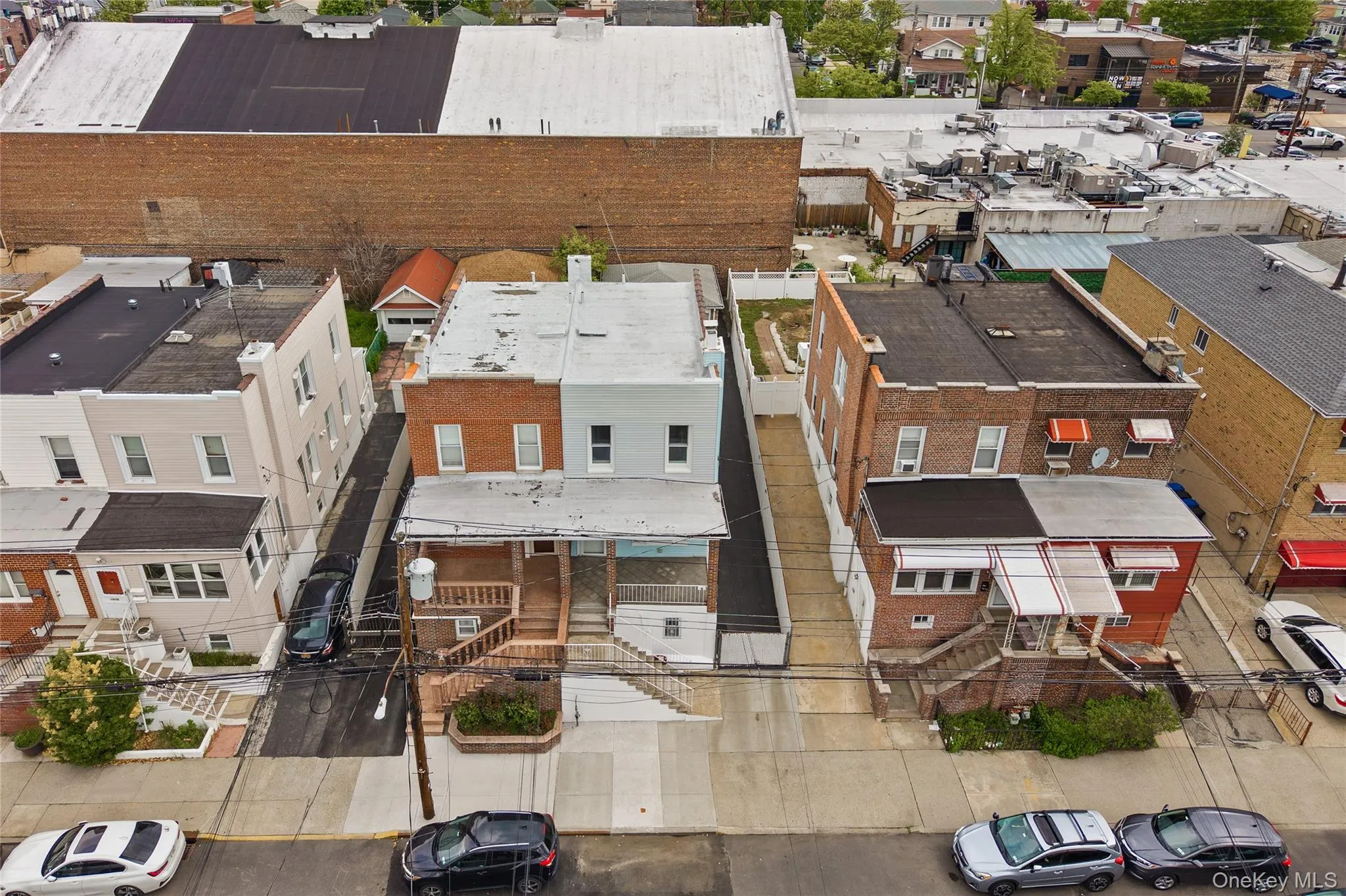 1034 Revere Avenue, New York, NY, 3 Bedrooms Bedrooms, 6 Rooms Rooms,1 BathroomBathrooms,Residential,For Rent,Revere,0,1006640 1034 Revere Avenue, New York, NY, 3 Bedrooms Bedrooms, 6 Rooms Rooms,1 BathroomBathrooms,Residential,For Rent,Revere,0,1006640