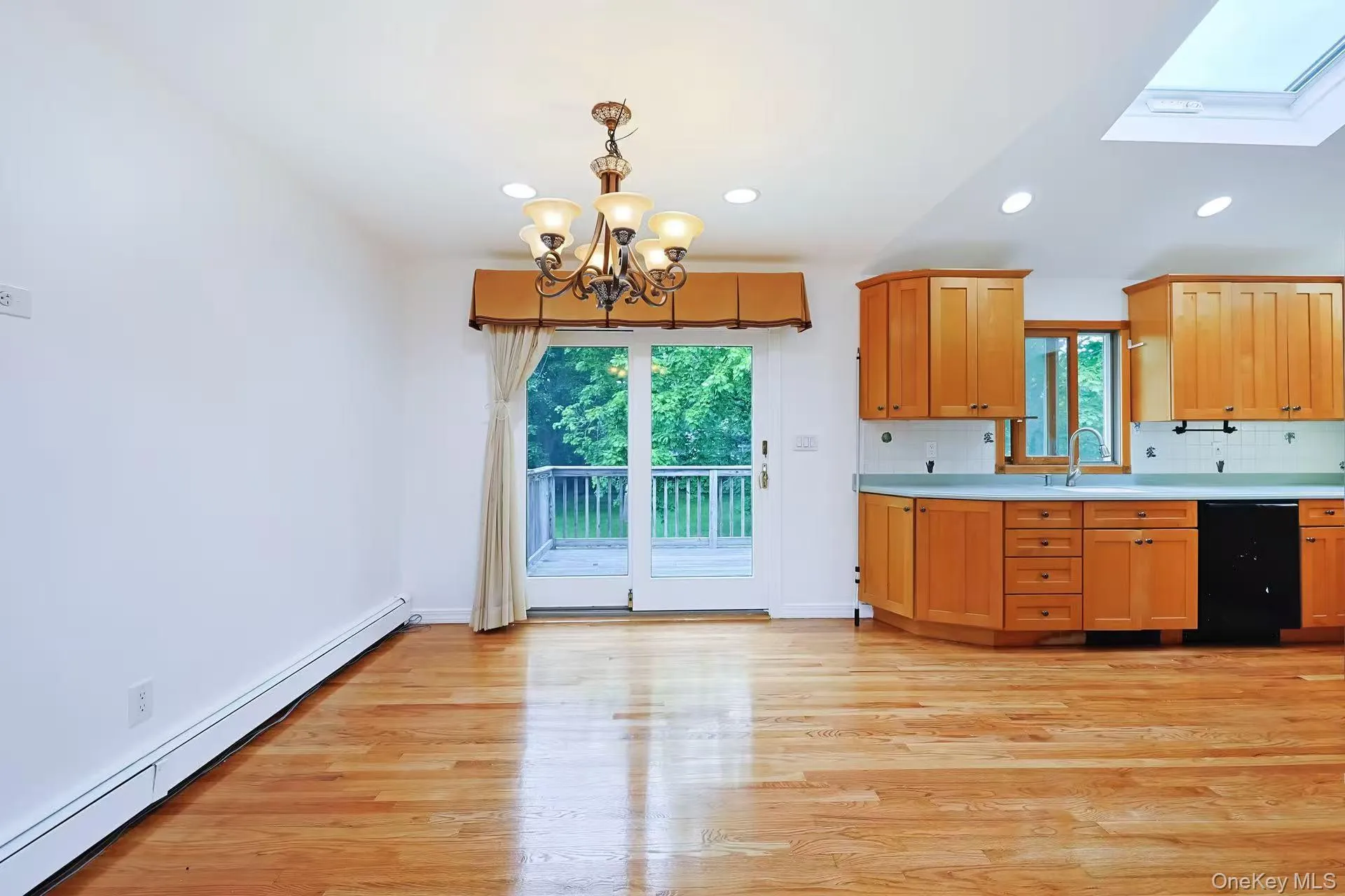 9 Grossman Street, Huntington, NY, 5 Bedrooms Bedrooms, 8 Rooms Rooms,2 BathroomsBathrooms,Residential,For Rent,Grossman,0,1006644 9 Grossman Street, Huntington, NY, 5 Bedrooms Bedrooms, 8 Rooms Rooms,2 BathroomsBathrooms,Residential,For Rent,Grossman,0,1006644