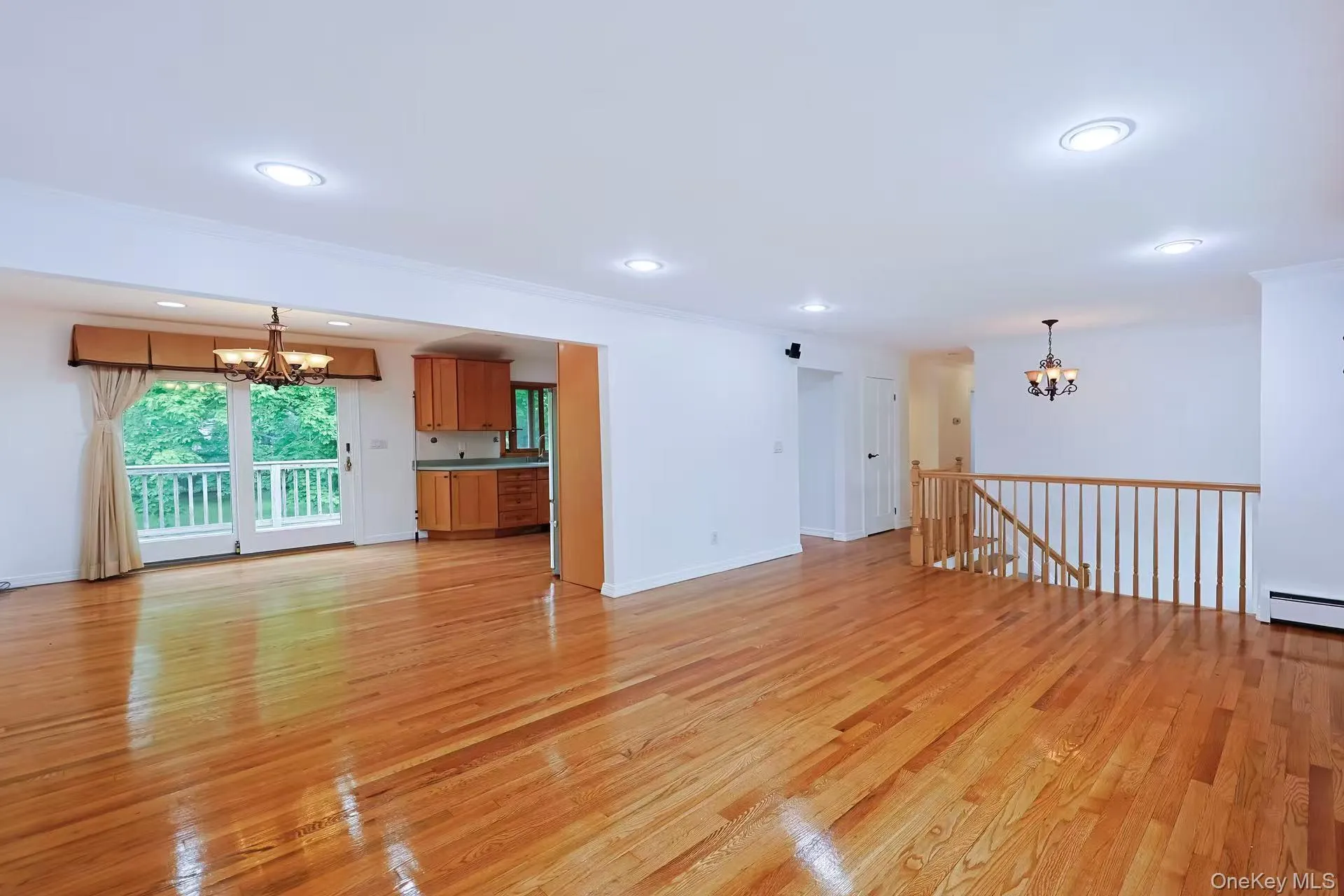 9 Grossman Street, Huntington, NY, 5 Bedrooms Bedrooms, 8 Rooms Rooms,2 BathroomsBathrooms,Residential,For Rent,Grossman,0,1006644 9 Grossman Street, Huntington, NY, 5 Bedrooms Bedrooms, 8 Rooms Rooms,2 BathroomsBathrooms,Residential,For Rent,Grossman,0,1006644