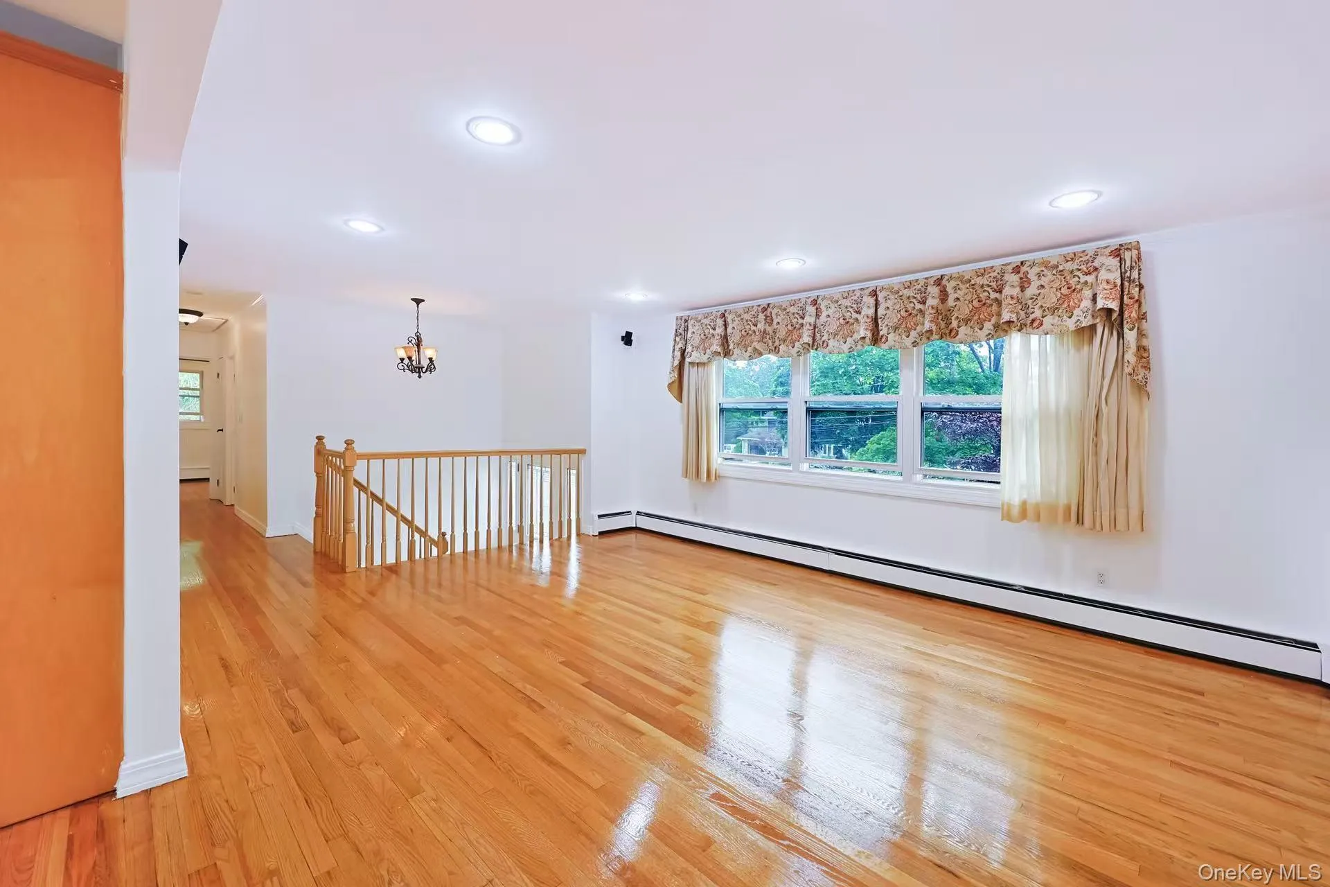 9 Grossman Street, Huntington, NY, 5 Bedrooms Bedrooms, 8 Rooms Rooms,2 BathroomsBathrooms,Residential,For Rent,Grossman,0,1006644 9 Grossman Street, Huntington, NY, 5 Bedrooms Bedrooms, 8 Rooms Rooms,2 BathroomsBathrooms,Residential,For Rent,Grossman,0,1006644