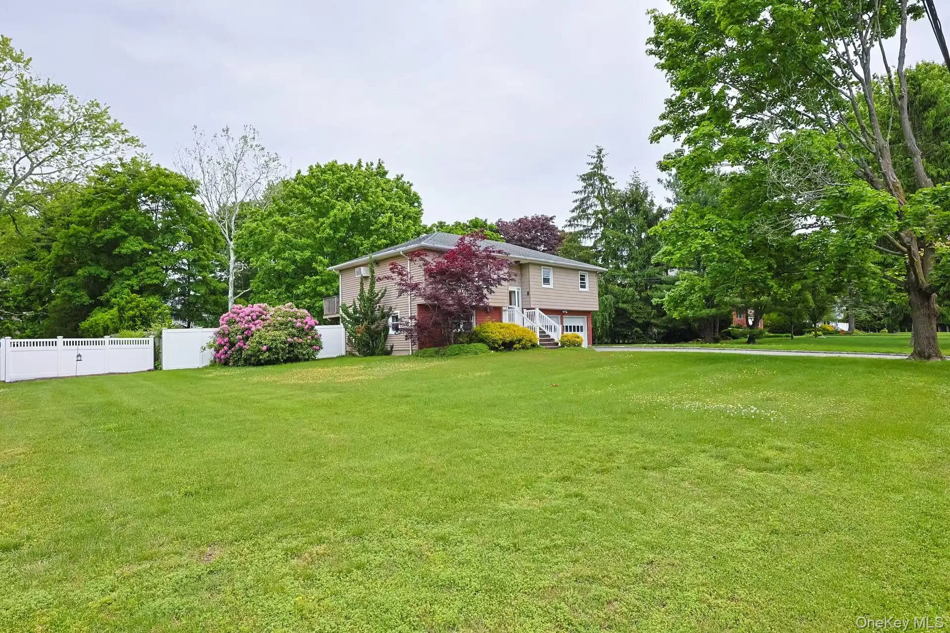 9 Grossman Street, Huntington, NY, 5 Bedrooms Bedrooms, 8 Rooms Rooms,2 BathroomsBathrooms,Residential,For Rent,Grossman,0,1006644 9 Grossman Street, Huntington, NY, 5 Bedrooms Bedrooms, 8 Rooms Rooms,2 BathroomsBathrooms,Residential,For Rent,Grossman,0,1006644