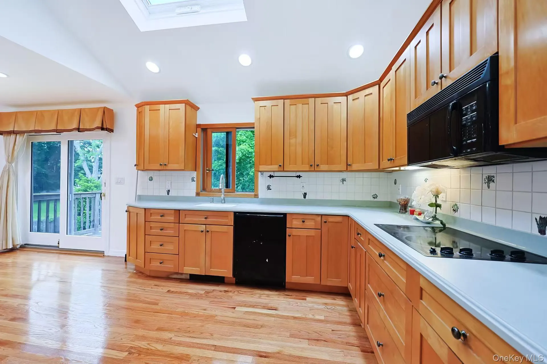 9 Grossman Street, Huntington, NY, 5 Bedrooms Bedrooms, 8 Rooms Rooms,2 BathroomsBathrooms,Residential,For Rent,Grossman,0,1006644 9 Grossman Street, Huntington, NY, 5 Bedrooms Bedrooms, 8 Rooms Rooms,2 BathroomsBathrooms,Residential,For Rent,Grossman,0,1006644