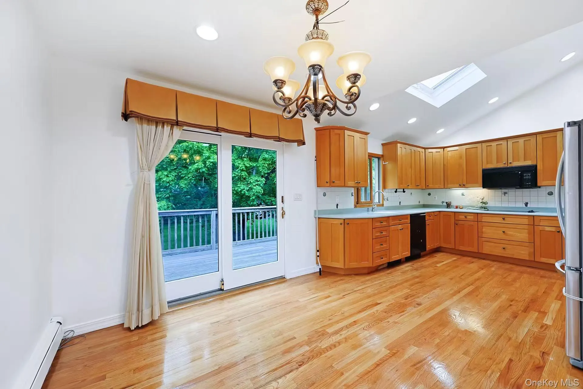 9 Grossman Street, Huntington, NY, 5 Bedrooms Bedrooms, 8 Rooms Rooms,2 BathroomsBathrooms,Residential,For Rent,Grossman,0,1006644 9 Grossman Street, Huntington, NY, 5 Bedrooms Bedrooms, 8 Rooms Rooms,2 BathroomsBathrooms,Residential,For Rent,Grossman,0,1006644