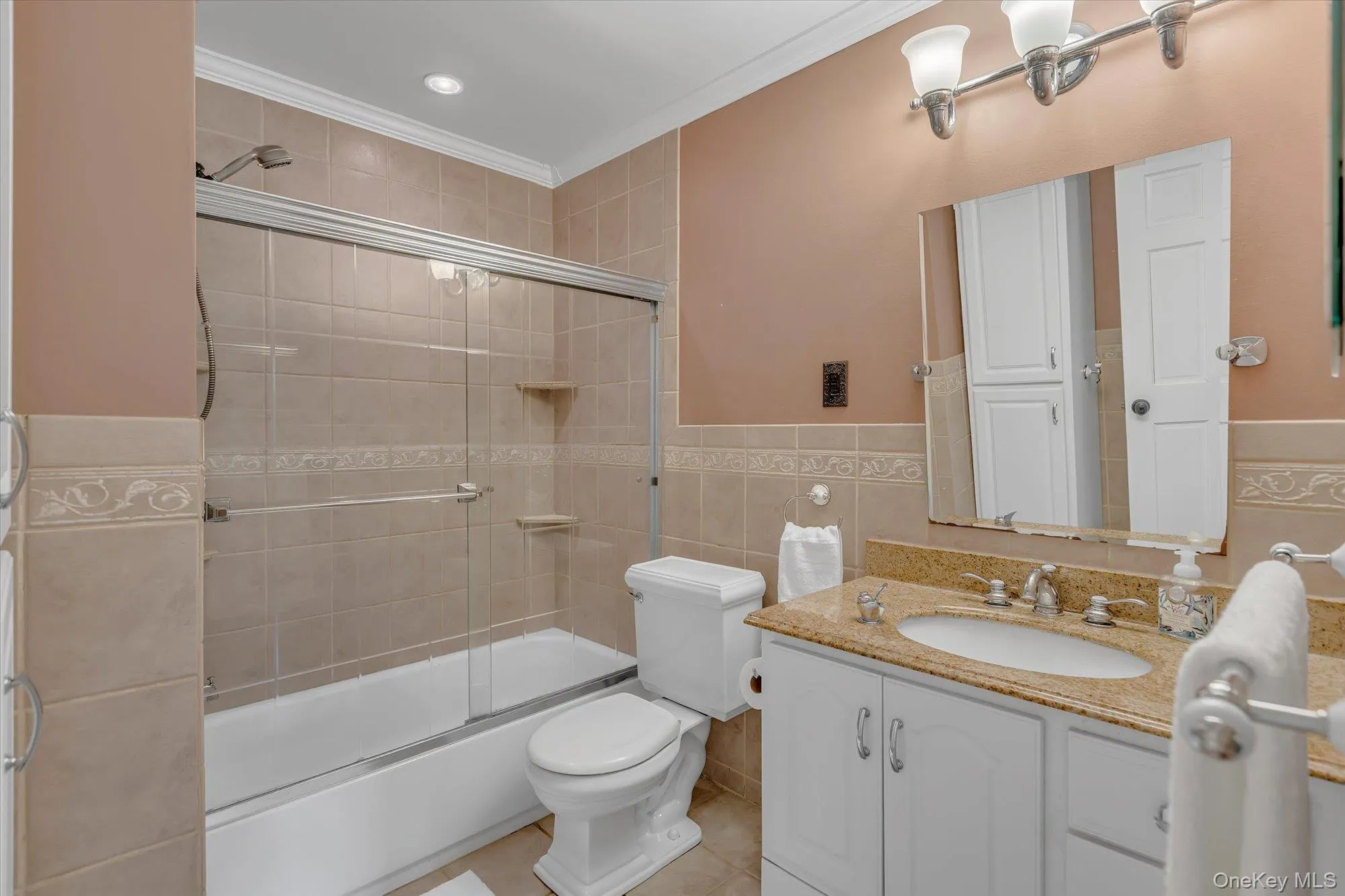 14 Brittany Court, Huntington, NY, 4 Bedrooms Bedrooms, 8 Rooms Rooms,4 BathroomsBathrooms,Residential,For Rent,Brittany,0,1006645 14 Brittany Court, Huntington, NY, 4 Bedrooms Bedrooms, 8 Rooms Rooms,4 BathroomsBathrooms,Residential,For Rent,Brittany,0,1006645