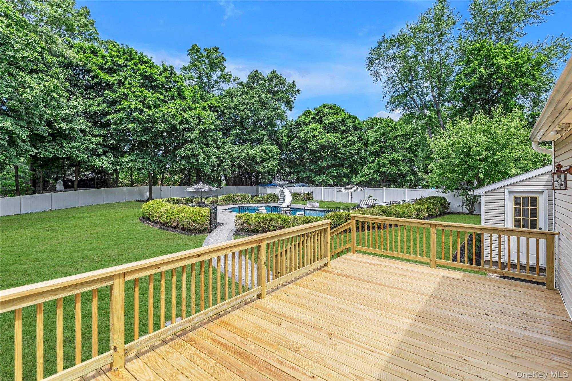 14 Brittany Court, Huntington, NY, 4 Bedrooms Bedrooms, 8 Rooms Rooms,4 BathroomsBathrooms,Residential,For Rent,Brittany,0,1006645 14 Brittany Court, Huntington, NY, 4 Bedrooms Bedrooms, 8 Rooms Rooms,4 BathroomsBathrooms,Residential,For Rent,Brittany,0,1006645