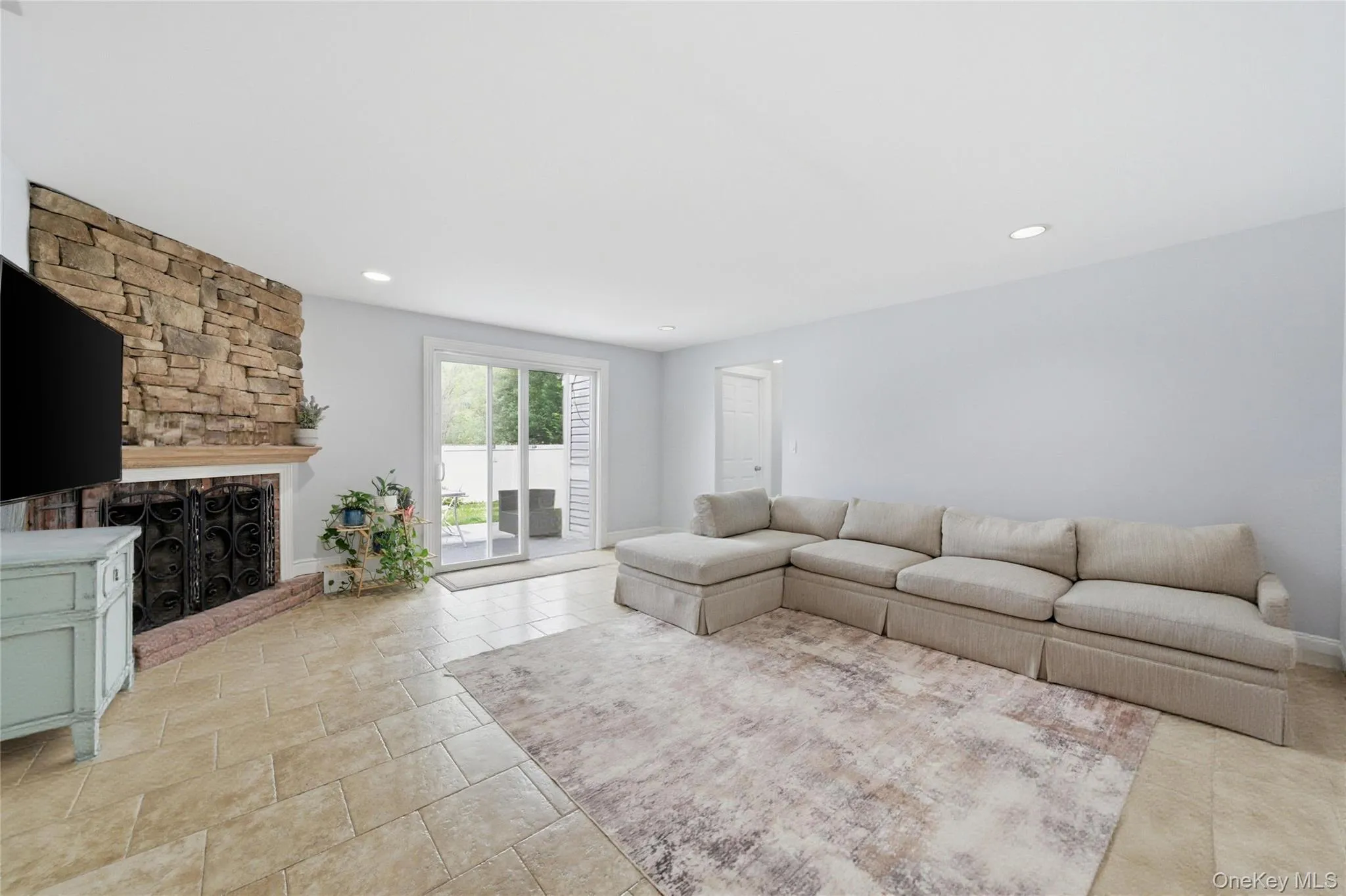 161 Sunset Road, Oyster Bay, NY, 4 Bedrooms Bedrooms, 9 Rooms Rooms,2 BathroomsBathrooms,Residential,For Rent,Sunset,0,1006648 161 Sunset Road, Oyster Bay, NY, 4 Bedrooms Bedrooms, 9 Rooms Rooms,2 BathroomsBathrooms,Residential,For Rent,Sunset,0,1006648