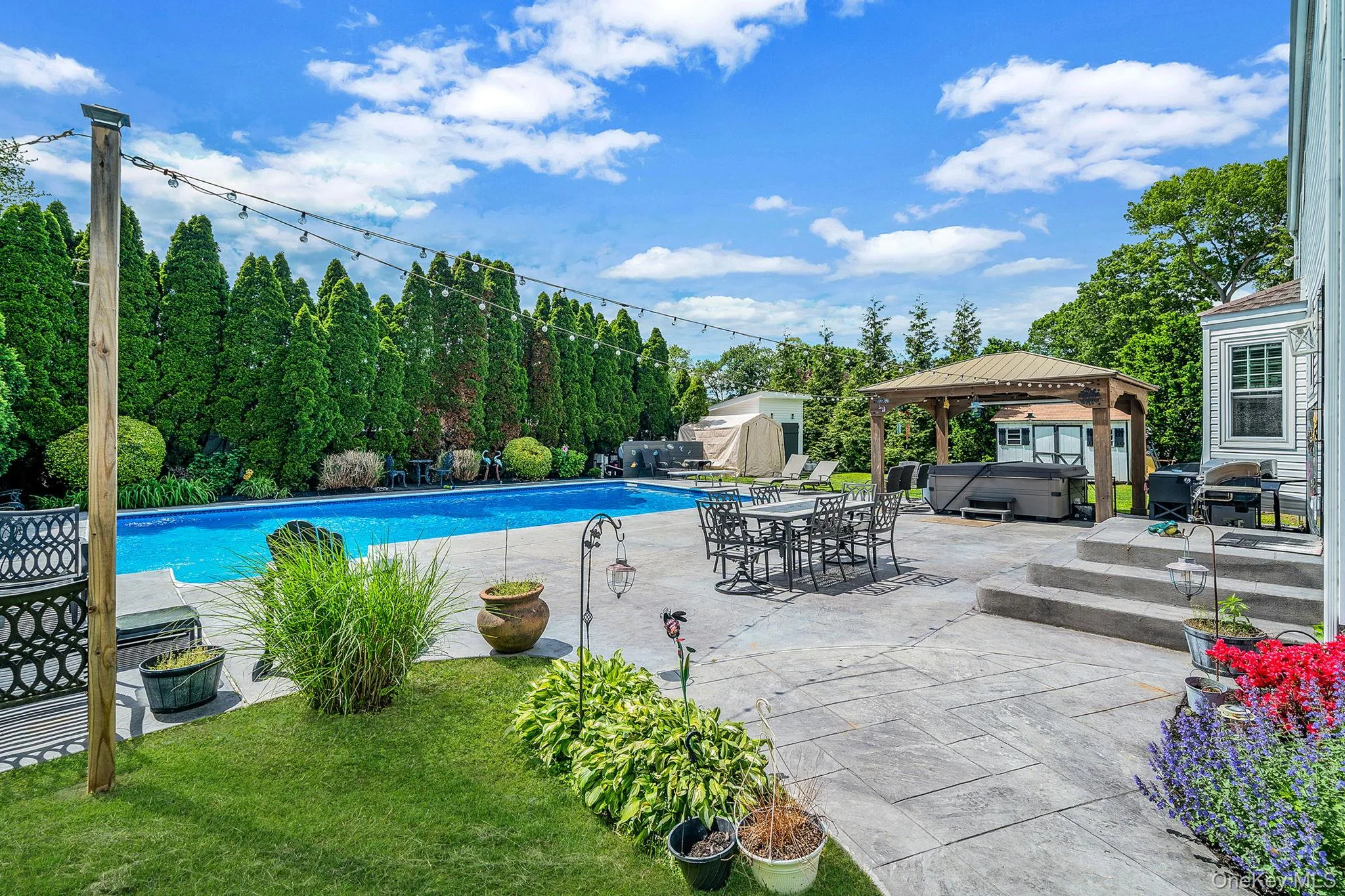 4 Sharon Drive, Brookhaven, NY, 4 Bedrooms Bedrooms, 8 Rooms Rooms,2 BathroomsBathrooms,Residential,For Rent,Sharon,0,1006653 4 Sharon Drive, Brookhaven, NY, 4 Bedrooms Bedrooms, 8 Rooms Rooms,2 BathroomsBathrooms,Residential,For Rent,Sharon,0,1006653