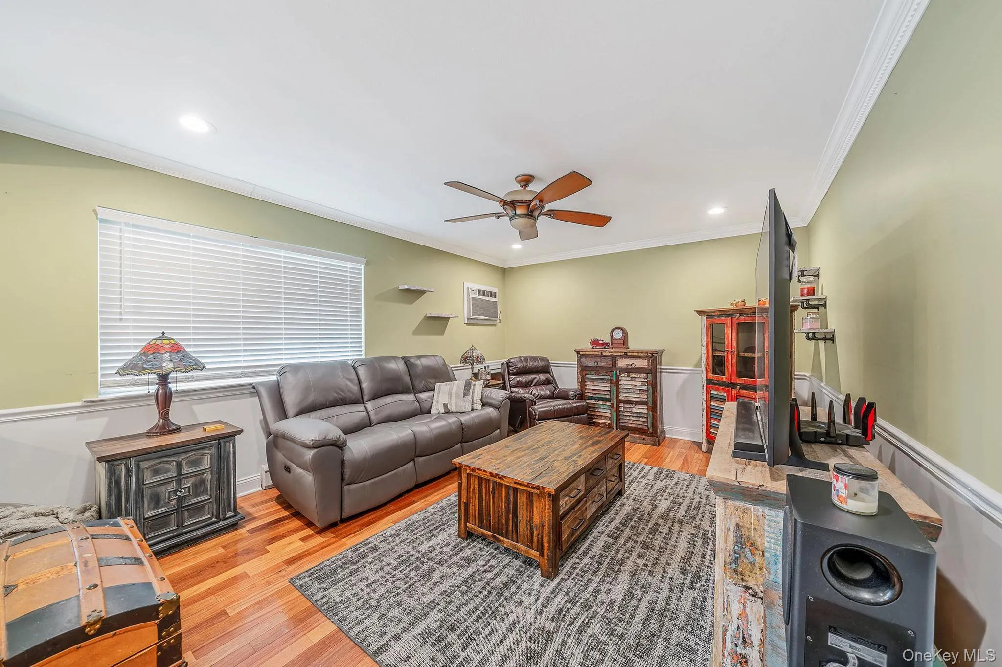 4 Sharon Drive, Brookhaven, NY, 4 Bedrooms Bedrooms, 8 Rooms Rooms,2 BathroomsBathrooms,Residential,For Rent,Sharon,0,1006653 4 Sharon Drive, Brookhaven, NY, 4 Bedrooms Bedrooms, 8 Rooms Rooms,2 BathroomsBathrooms,Residential,For Rent,Sharon,0,1006653