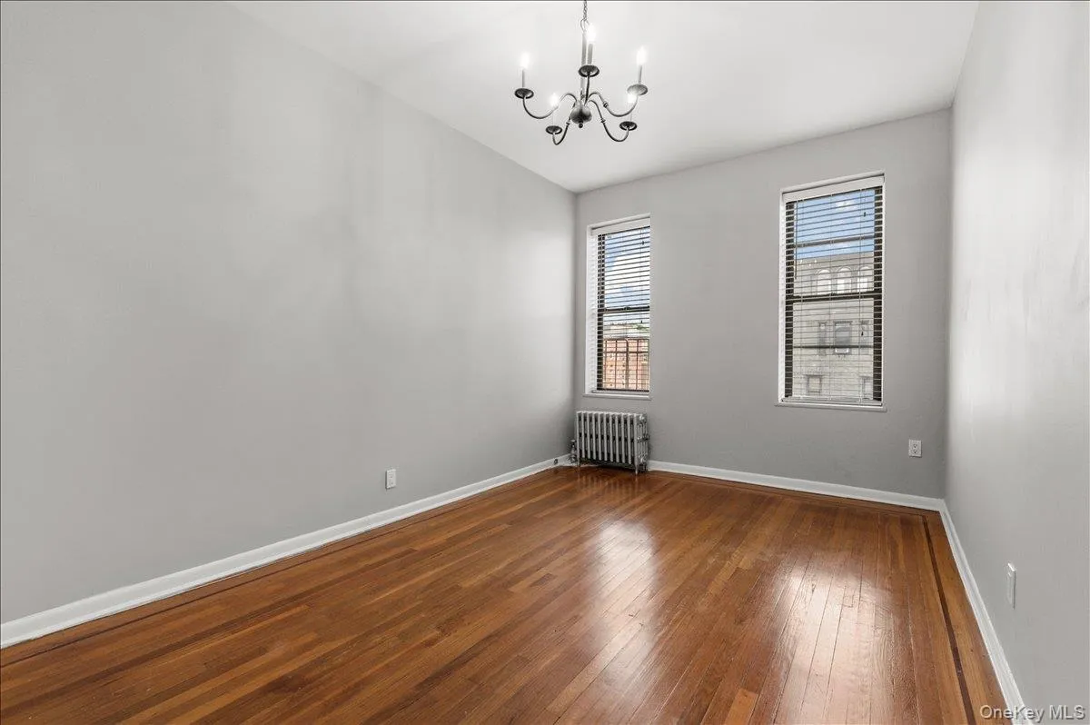 83-52 Talbot Street, New York, NY, 1 Bedroom Bedrooms, 4 Rooms Rooms,1 BathroomBathrooms,Residential,For Rent,Talbot,0,1006654 83-52 Talbot Street, New York, NY, 1 Bedroom Bedrooms, 4 Rooms Rooms,1 BathroomBathrooms,Residential,For Rent,Talbot,0,1006654