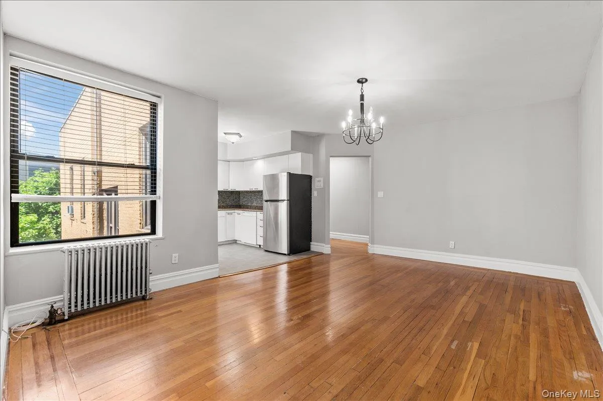 83-52 Talbot Street, New York, NY, 1 Bedroom Bedrooms, 4 Rooms Rooms,1 BathroomBathrooms,Residential,For Rent,Talbot,0,1006654 83-52 Talbot Street, New York, NY, 1 Bedroom Bedrooms, 4 Rooms Rooms,1 BathroomBathrooms,Residential,For Rent,Talbot,0,1006654
