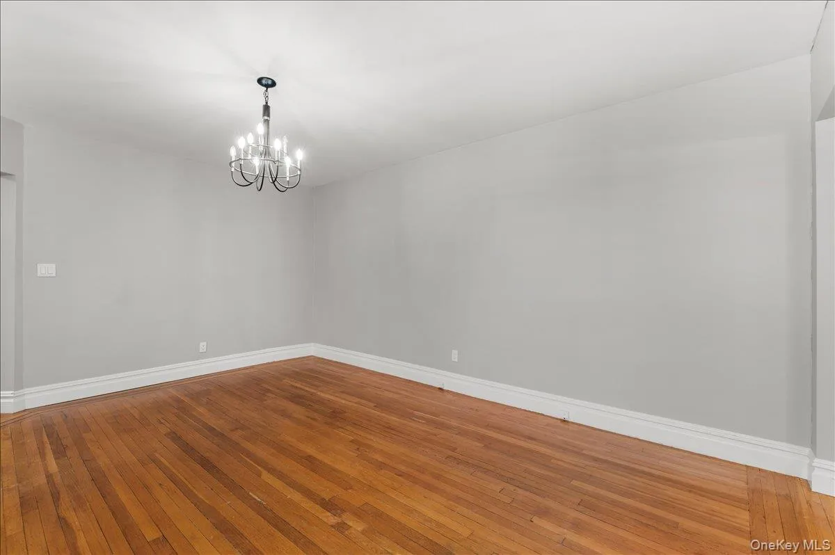 83-52 Talbot Street, New York, NY, 1 Bedroom Bedrooms, 4 Rooms Rooms,1 BathroomBathrooms,Residential,For Rent,Talbot,0,1006654 83-52 Talbot Street, New York, NY, 1 Bedroom Bedrooms, 4 Rooms Rooms,1 BathroomBathrooms,Residential,For Rent,Talbot,0,1006654