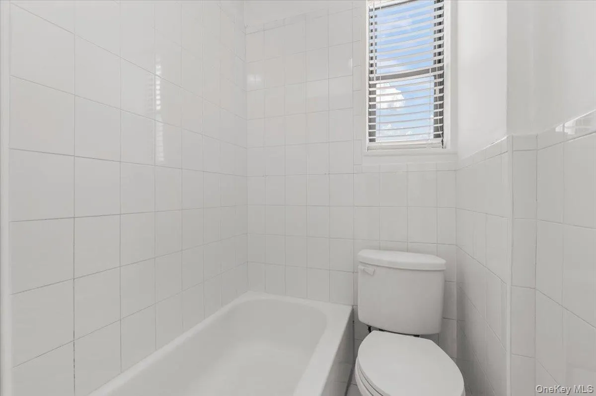 83-52 Talbot Street, New York, NY, 1 Bedroom Bedrooms, 4 Rooms Rooms,1 BathroomBathrooms,Residential,For Rent,Talbot,0,1006654 83-52 Talbot Street, New York, NY, 1 Bedroom Bedrooms, 4 Rooms Rooms,1 BathroomBathrooms,Residential,For Rent,Talbot,0,1006654