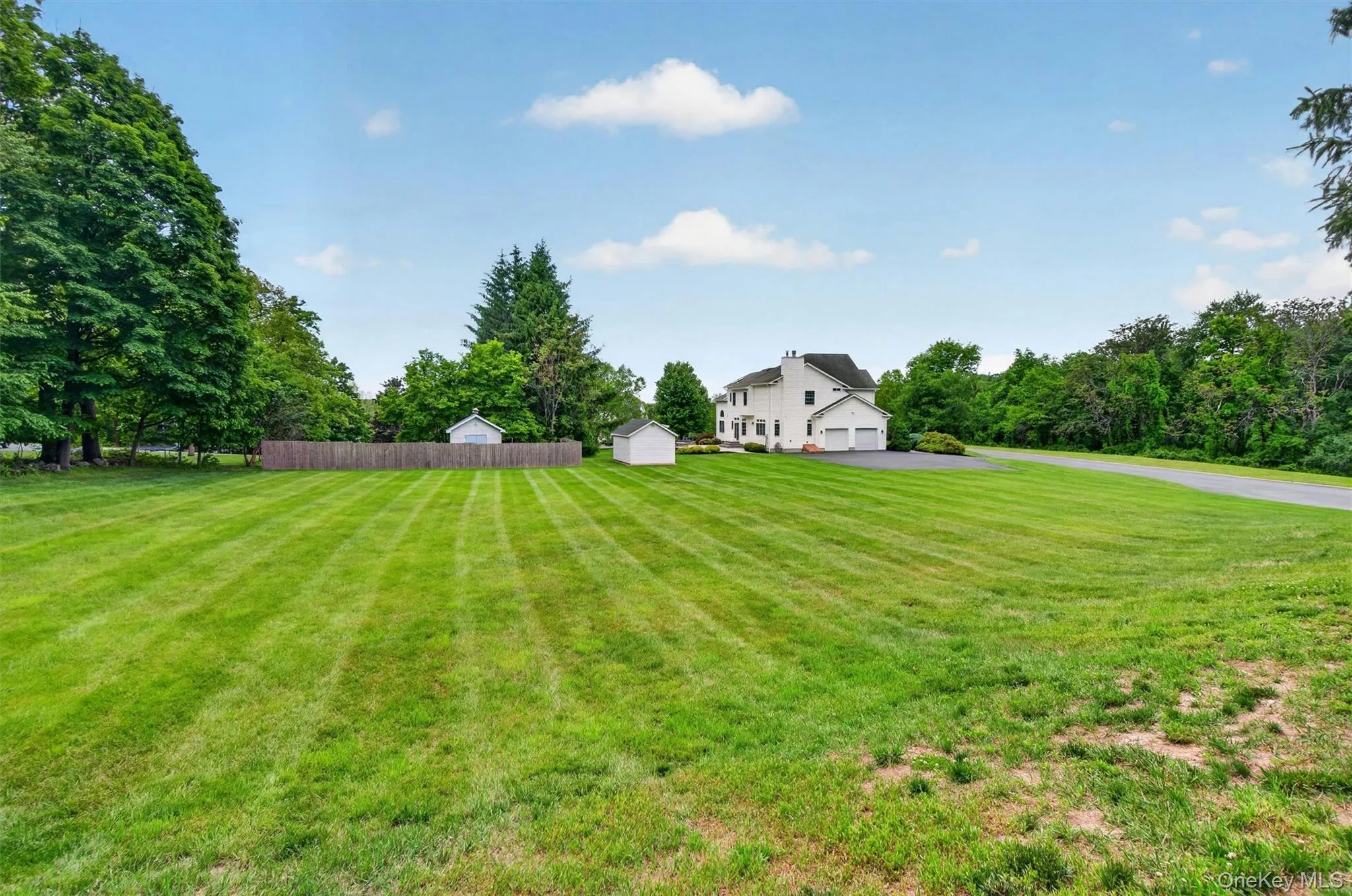 8 Twin Spring Lane, Goshen, NY, 4 Bedrooms Bedrooms, 12 Rooms Rooms,2 BathroomsBathrooms,Residential,For Rent,Twin Spring,0,1006655 8 Twin Spring Lane, Goshen, NY, 4 Bedrooms Bedrooms, 12 Rooms Rooms,2 BathroomsBathrooms,Residential,For Rent,Twin Spring,0,1006655