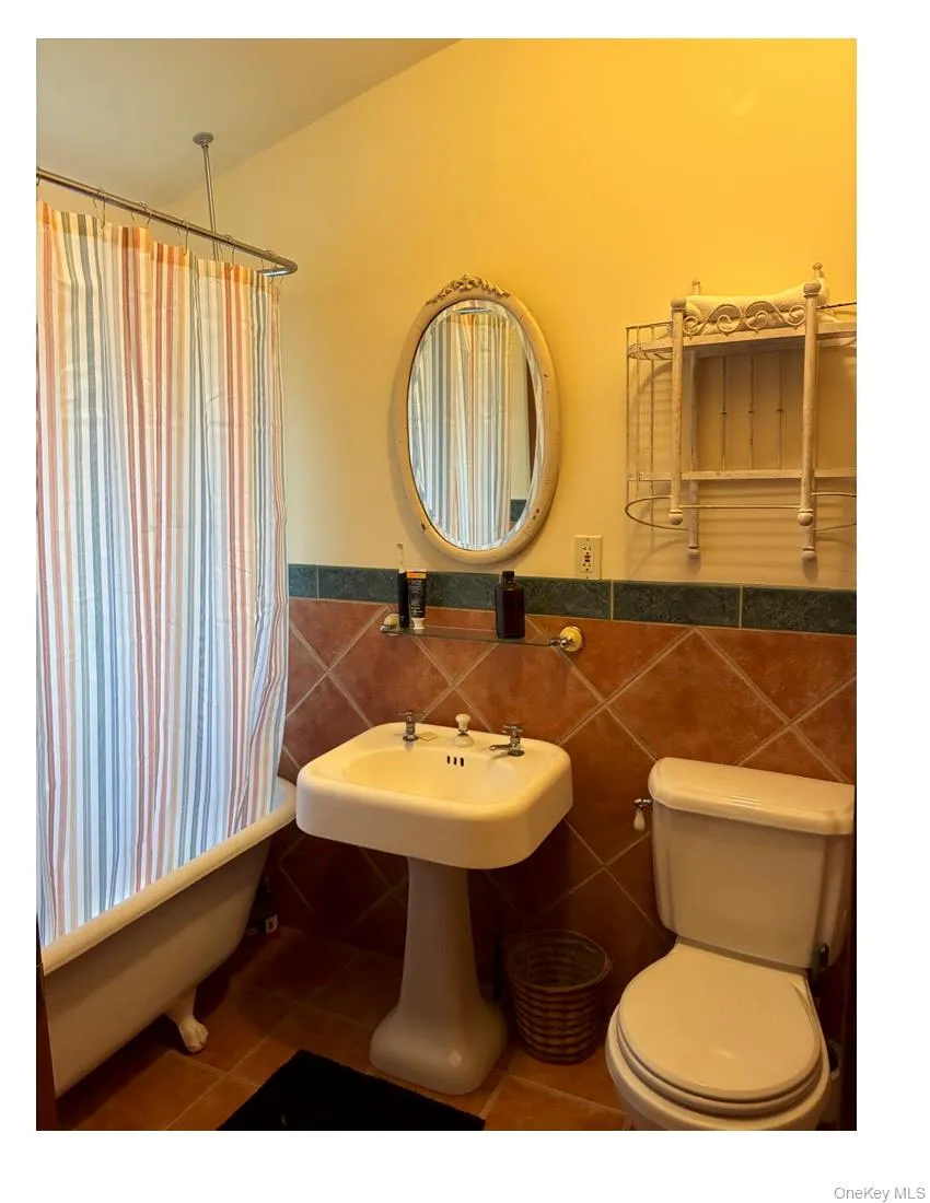186 Taylor Road, Cornwall, NY, 1 Bedroom Bedrooms, 4 Rooms Rooms,1 BathroomBathrooms,Residential Lease,For Rent,Taylor,0,1006656 186 Taylor Road, Cornwall, NY, 1 Bedroom Bedrooms, 4 Rooms Rooms,1 BathroomBathrooms,Residential Lease,For Rent,Taylor,0,1006656
