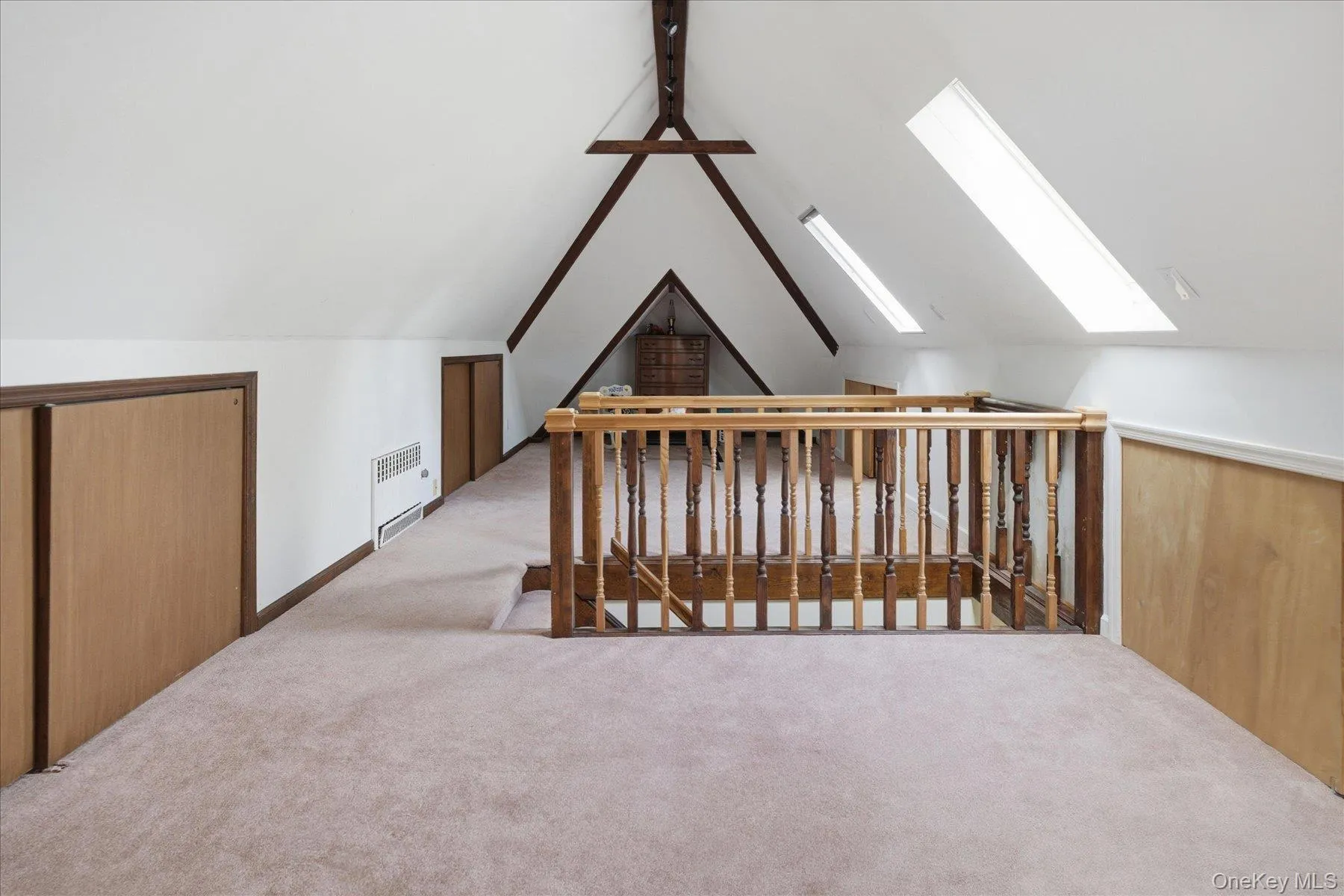 261-21 Pembroke Avenue, North Hempstead, NY, 3 Bedrooms Bedrooms, 8 Rooms Rooms,1 BathroomBathrooms,Residential,For Rent,Pembroke,0,1006657 261-21 Pembroke Avenue, North Hempstead, NY, 3 Bedrooms Bedrooms, 8 Rooms Rooms,1 BathroomBathrooms,Residential,For Rent,Pembroke,0,1006657