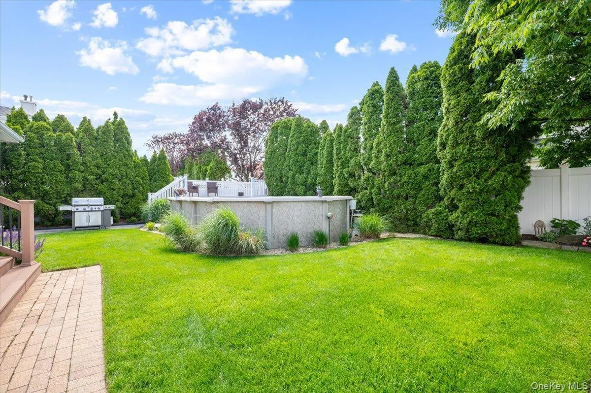 2442 6th Avenue, Hempstead, NY, 4 Bedrooms Bedrooms, 8 Rooms Rooms,2 BathroomsBathrooms,Residential,For Rent,6th,0,1006660 2442 6th Avenue, Hempstead, NY, 4 Bedrooms Bedrooms, 8 Rooms Rooms,2 BathroomsBathrooms,Residential,For Rent,6th,0,1006660
