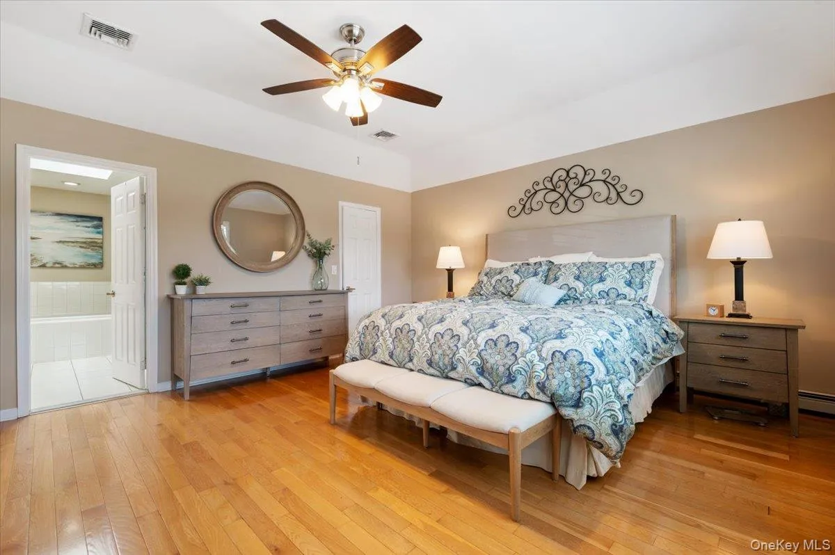 2442 6th Avenue, Hempstead, NY, 4 Bedrooms Bedrooms, 8 Rooms Rooms,2 BathroomsBathrooms,Residential,For Rent,6th,0,1006660 2442 6th Avenue, Hempstead, NY, 4 Bedrooms Bedrooms, 8 Rooms Rooms,2 BathroomsBathrooms,Residential,For Rent,6th,0,1006660