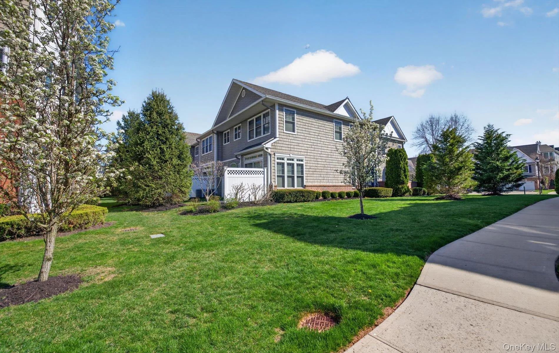 702 Equestrian Way, Hempstead, NY, 2 Bedrooms Bedrooms, 7 Rooms Rooms,2 BathroomsBathrooms,Residential,For Rent,Equestrian Way,0,1006664 702 Equestrian Way, Hempstead, NY, 2 Bedrooms Bedrooms, 7 Rooms Rooms,2 BathroomsBathrooms,Residential,For Rent,Equestrian Way,0,1006664