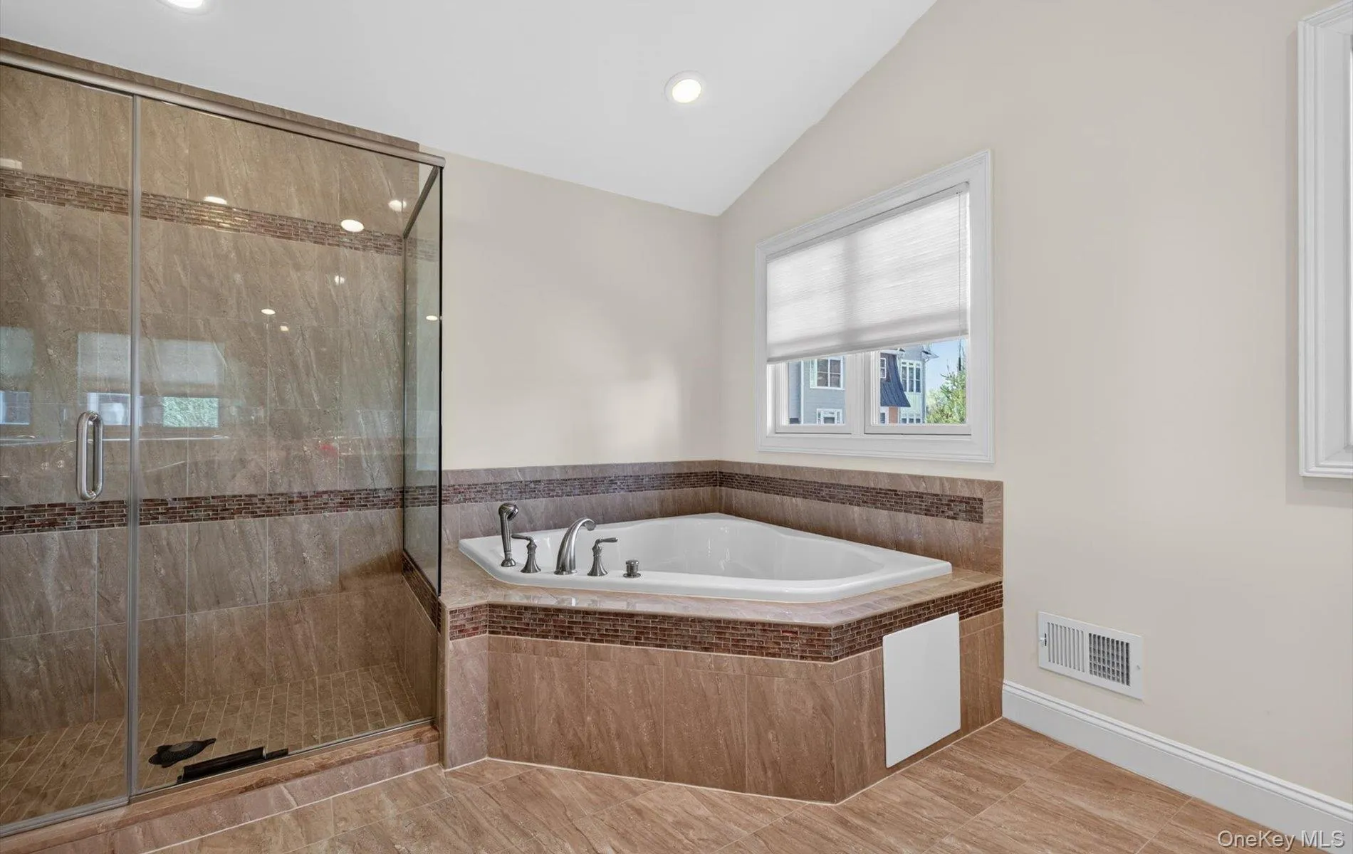 702 Equestrian Way, Hempstead, NY, 2 Bedrooms Bedrooms, 7 Rooms Rooms,2 BathroomsBathrooms,Residential,For Rent,Equestrian Way,0,1006664 702 Equestrian Way, Hempstead, NY, 2 Bedrooms Bedrooms, 7 Rooms Rooms,2 BathroomsBathrooms,Residential,For Rent,Equestrian Way,0,1006664