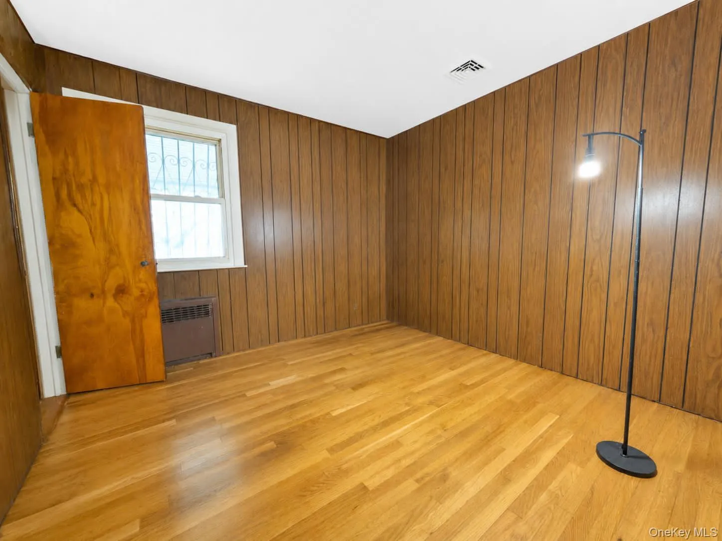 255-40 147th Drive, New York, NY, 4 Bedrooms Bedrooms, 8 Rooms Rooms,2 BathroomsBathrooms,Residential,For Rent,147th,0,1006667 255-40 147th Drive, New York, NY, 4 Bedrooms Bedrooms, 8 Rooms Rooms,2 BathroomsBathrooms,Residential,For Rent,147th,0,1006667