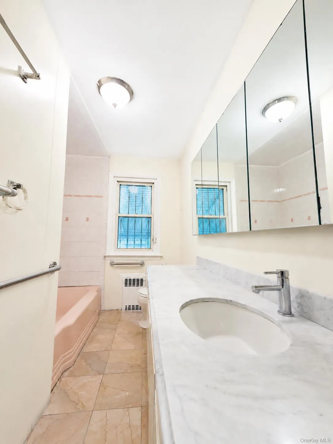 255-40 147th Drive, New York, NY, 4 Bedrooms Bedrooms, 8 Rooms Rooms,2 BathroomsBathrooms,Residential,For Rent,147th,0,1006667 255-40 147th Drive, New York, NY, 4 Bedrooms Bedrooms, 8 Rooms Rooms,2 BathroomsBathrooms,Residential,For Rent,147th,0,1006667