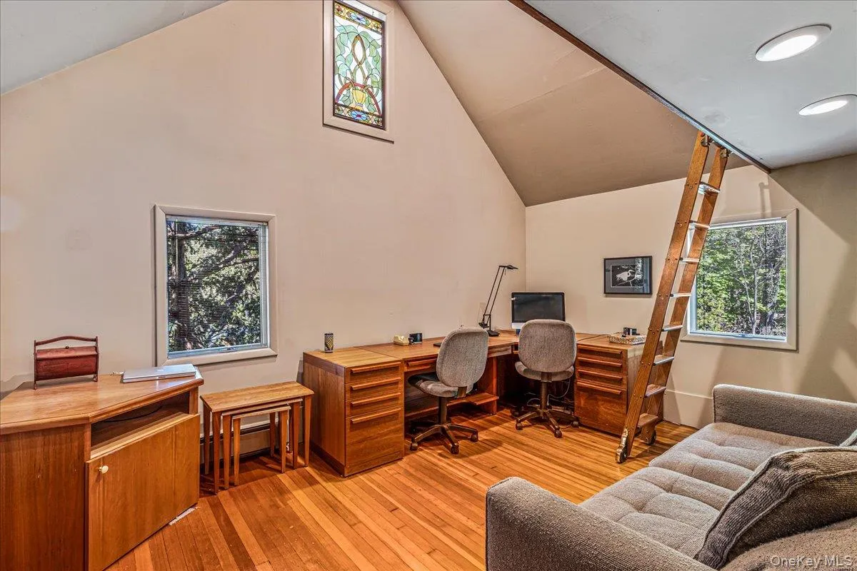 47 Main Street, Brookhaven, NY, 3 Bedrooms Bedrooms, 18 Rooms Rooms,3 BathroomsBathrooms,Residential,For Rent,Main,0,1006671 47 Main Street, Brookhaven, NY, 3 Bedrooms Bedrooms, 18 Rooms Rooms,3 BathroomsBathrooms,Residential,For Rent,Main,0,1006671