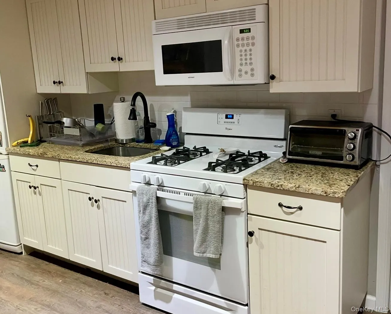 70 Ohio Avenue, Long Beach, NY, 1 Bedroom Bedrooms, 3 Rooms Rooms,1 BathroomBathrooms,Residential Lease,For Rent,Ohio,0,1006676 70 Ohio Avenue, Long Beach, NY, 1 Bedroom Bedrooms, 3 Rooms Rooms,1 BathroomBathrooms,Residential Lease,For Rent,Ohio,0,1006676