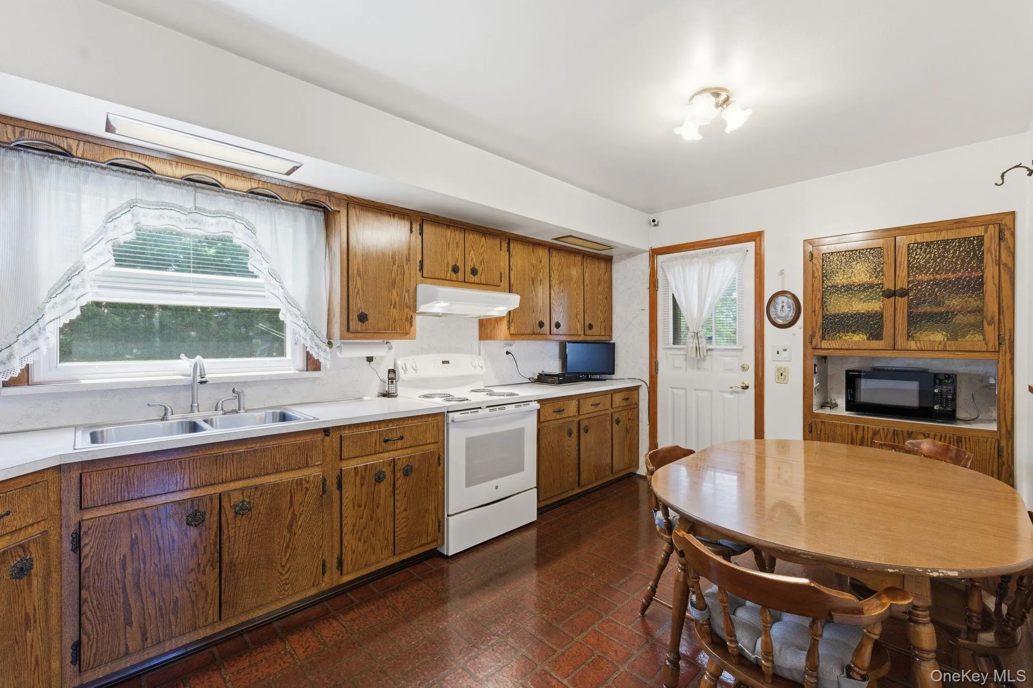 337 14th Street, Babylon, NY, 4 Bedrooms Bedrooms, 6 Rooms Rooms,2 BathroomsBathrooms,Residential,For Rent,14th,0,1006684 337 14th Street, Babylon, NY, 4 Bedrooms Bedrooms, 6 Rooms Rooms,2 BathroomsBathrooms,Residential,For Rent,14th,0,1006684