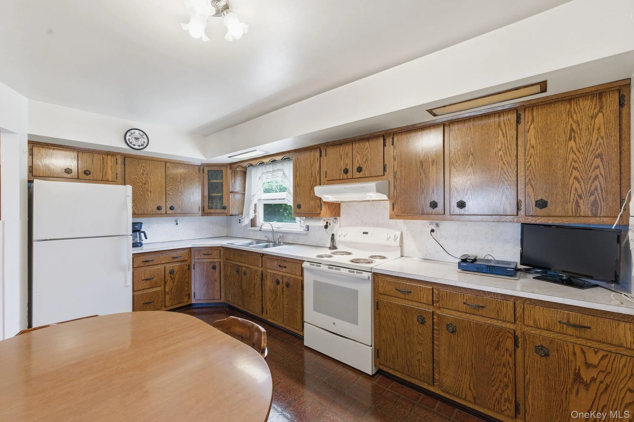 337 14th Street, Babylon, NY, 4 Bedrooms Bedrooms, 6 Rooms Rooms,2 BathroomsBathrooms,Residential,For Rent,14th,0,1006684 337 14th Street, Babylon, NY, 4 Bedrooms Bedrooms, 6 Rooms Rooms,2 BathroomsBathrooms,Residential,For Rent,14th,0,1006684