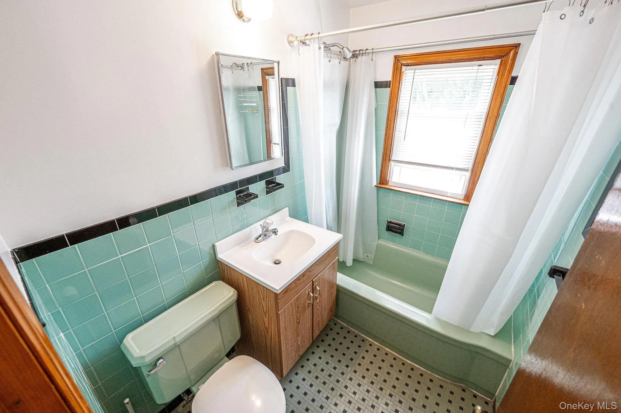 337 14th Street, Babylon, NY, 4 Bedrooms Bedrooms, 6 Rooms Rooms,2 BathroomsBathrooms,Residential,For Rent,14th,0,1006684 337 14th Street, Babylon, NY, 4 Bedrooms Bedrooms, 6 Rooms Rooms,2 BathroomsBathrooms,Residential,For Rent,14th,0,1006684